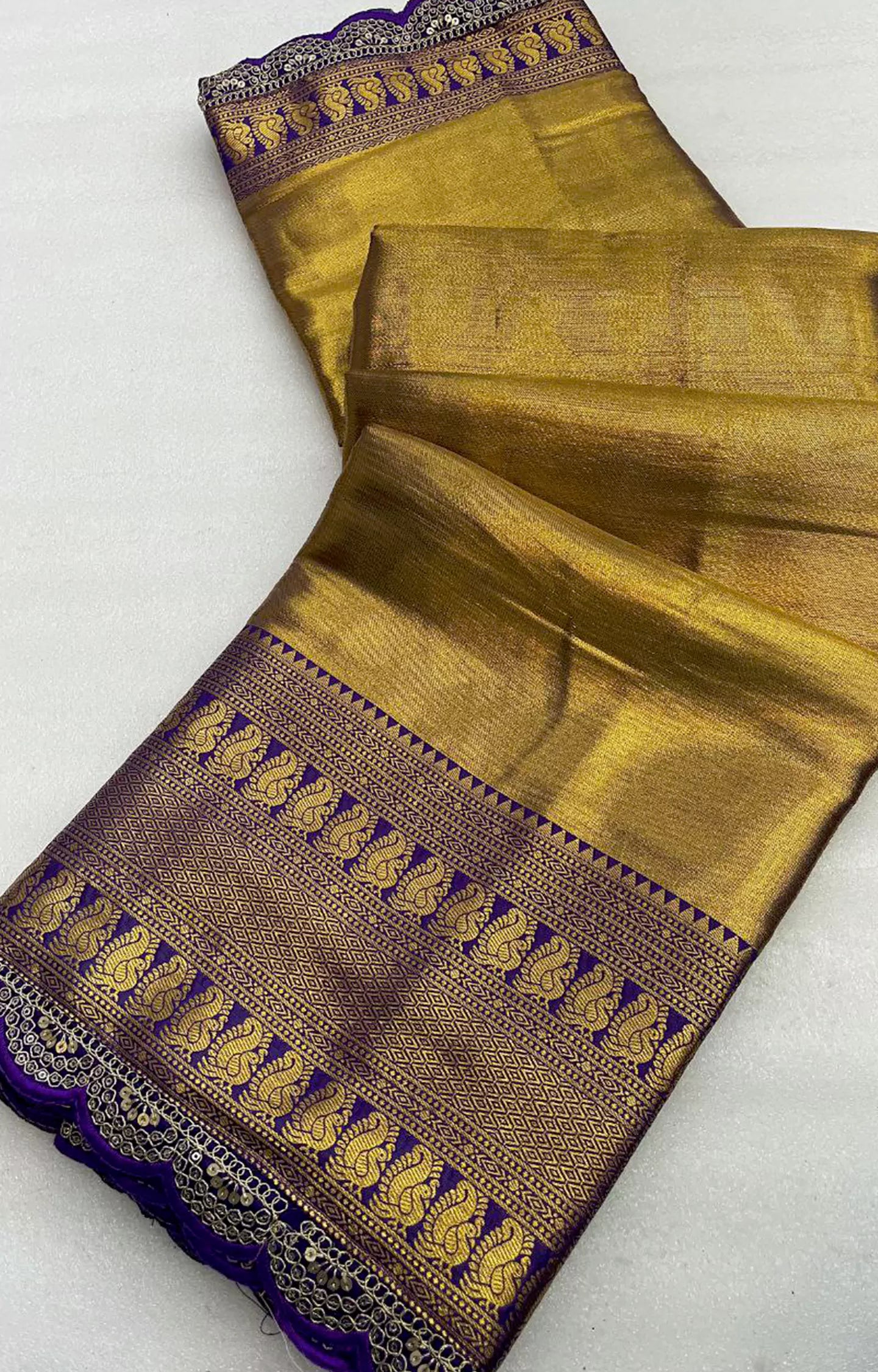 SALWAHLACE BOLLYWOOD INSPIRED KANJIVIRAM SILK GOLD ZARI SAREE