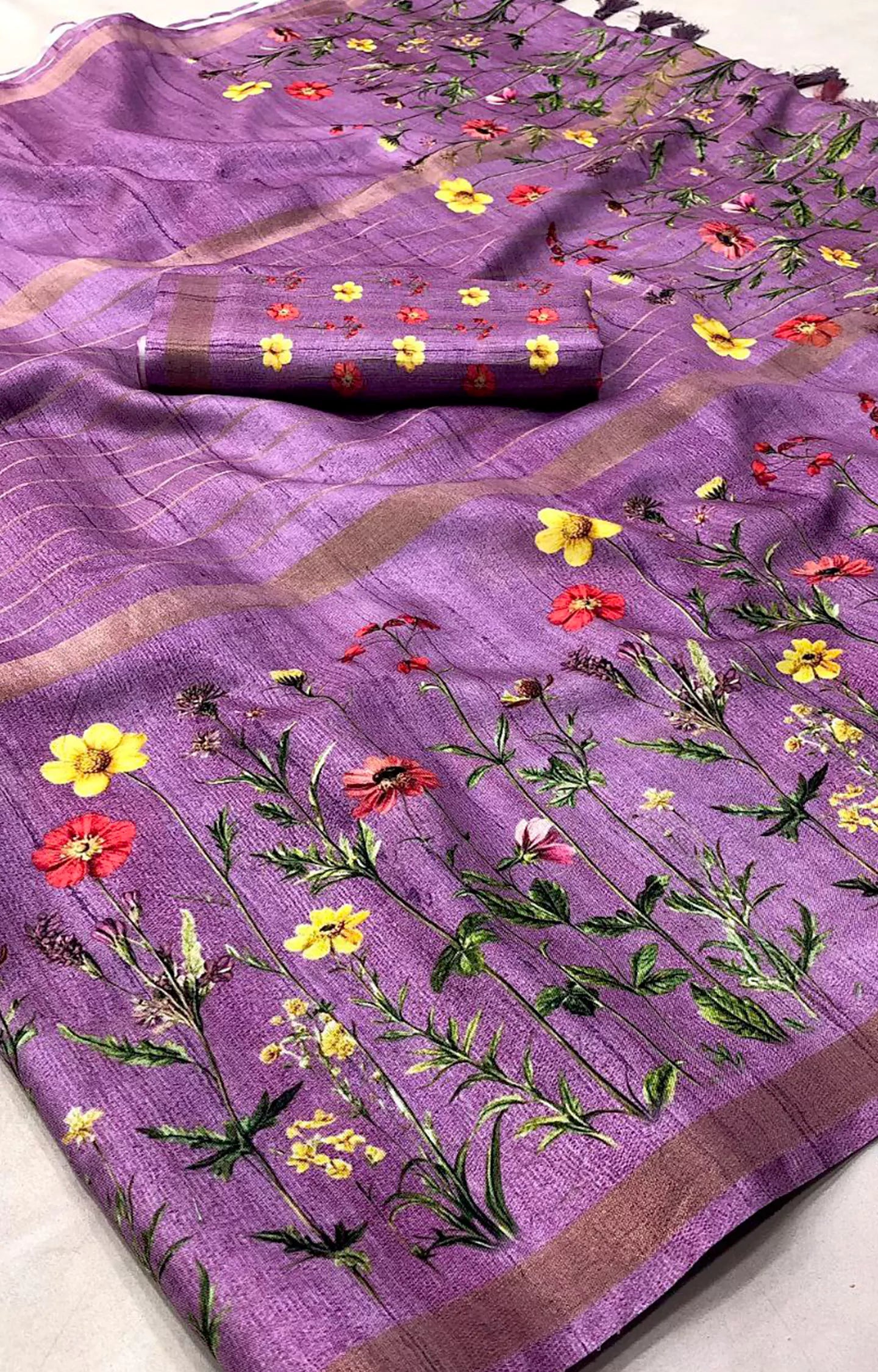 TAKER LAUNCHING NEW DOLA SILK SAREE