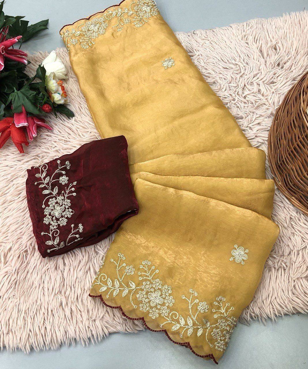 #Color_Yellow
