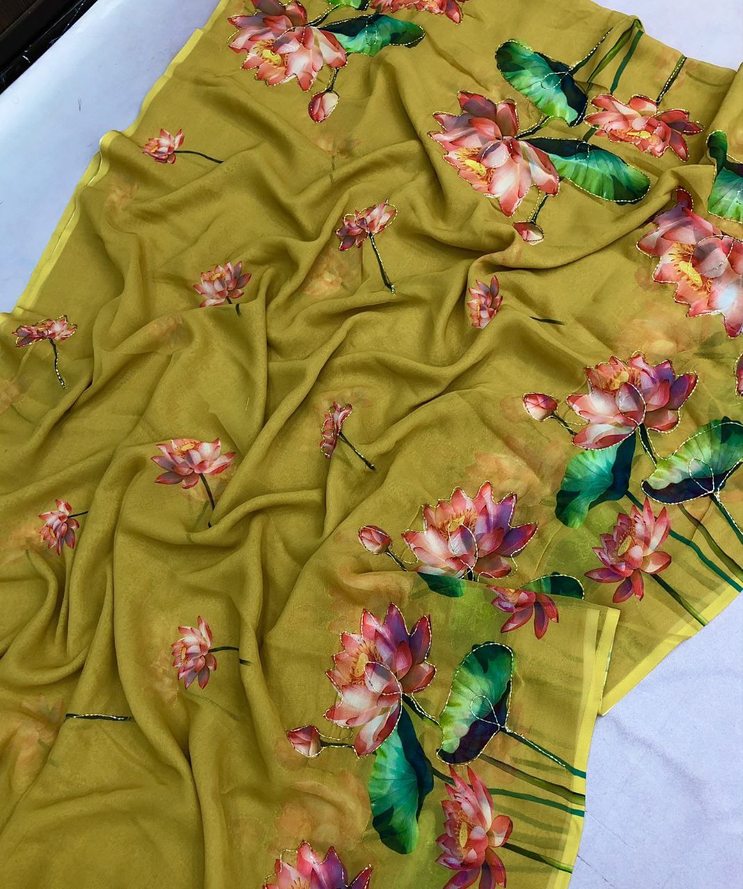 #Color_Yellow
