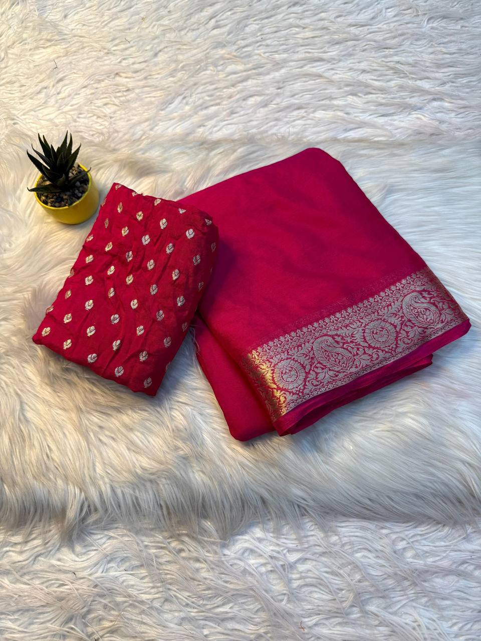 #Color_Pink