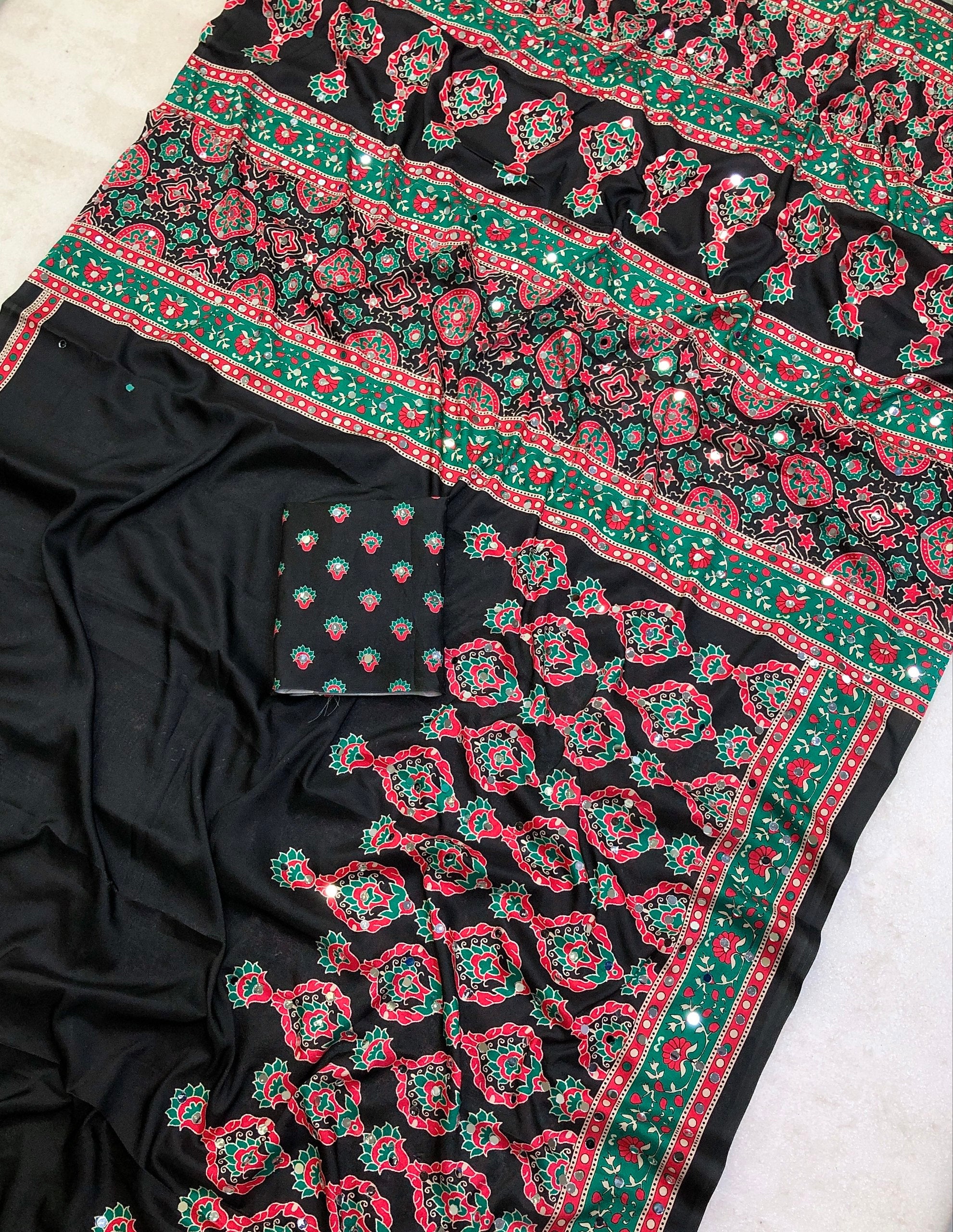 #Color_Black