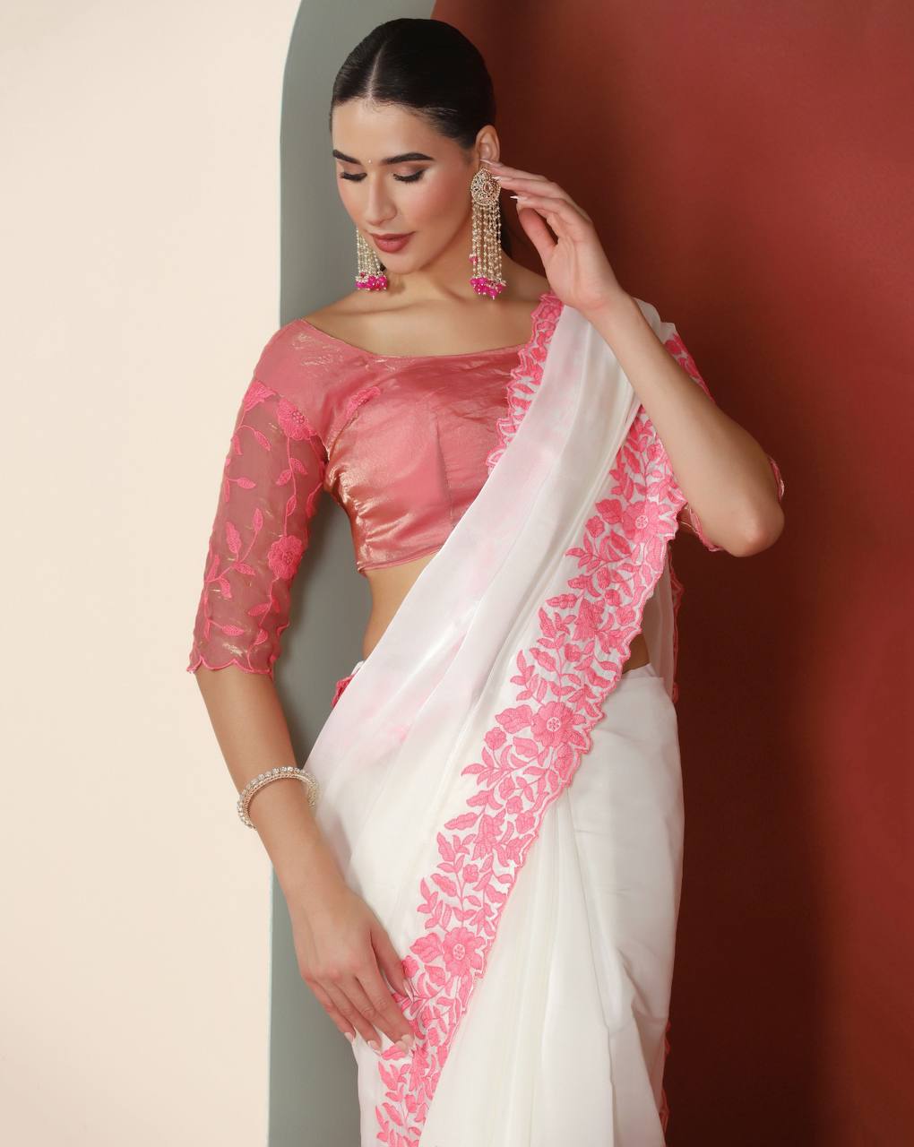 #COlor_White&pink