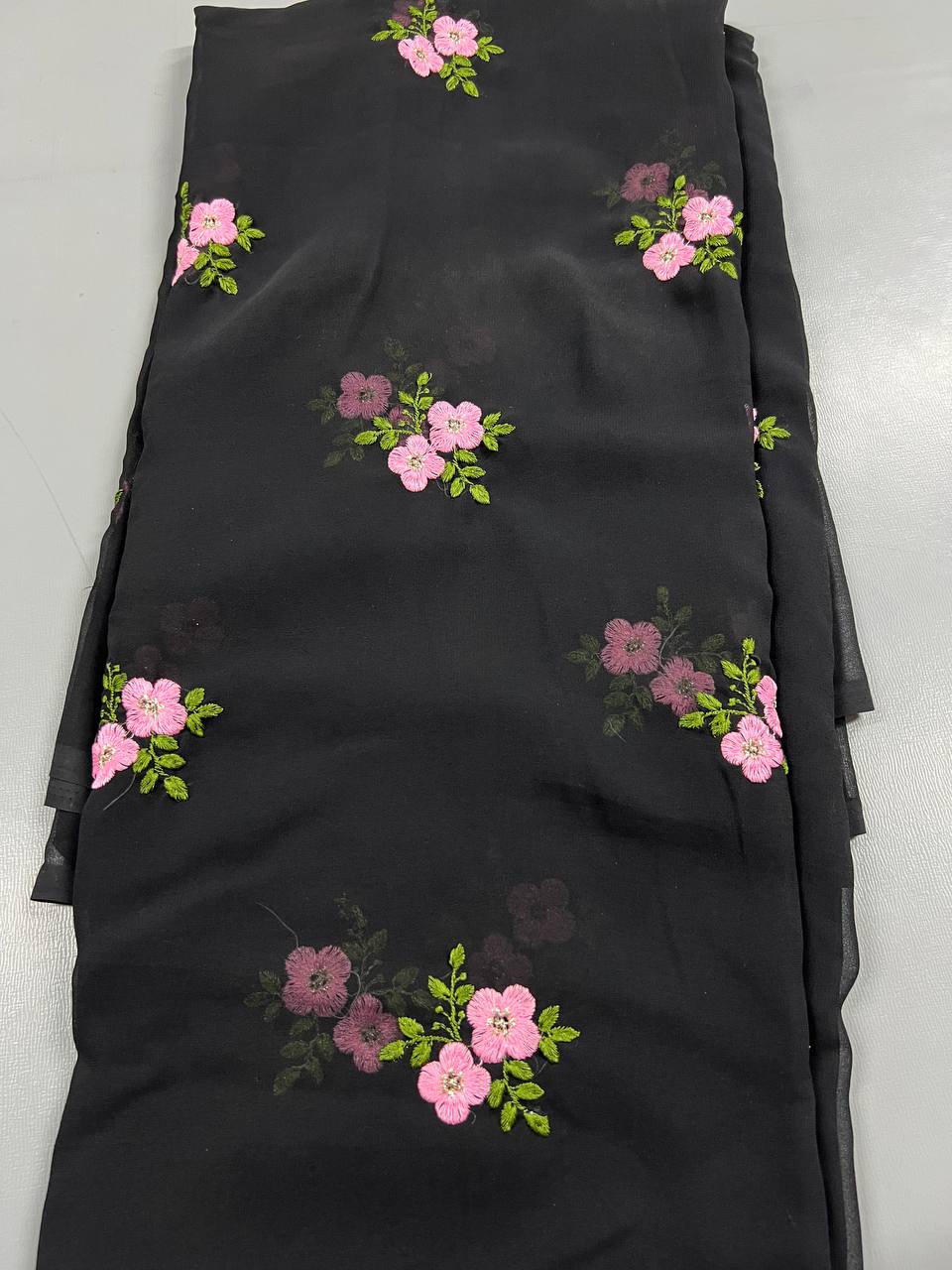 Soft Linen Printed, Furr & Foil Work Sarees with Blouse