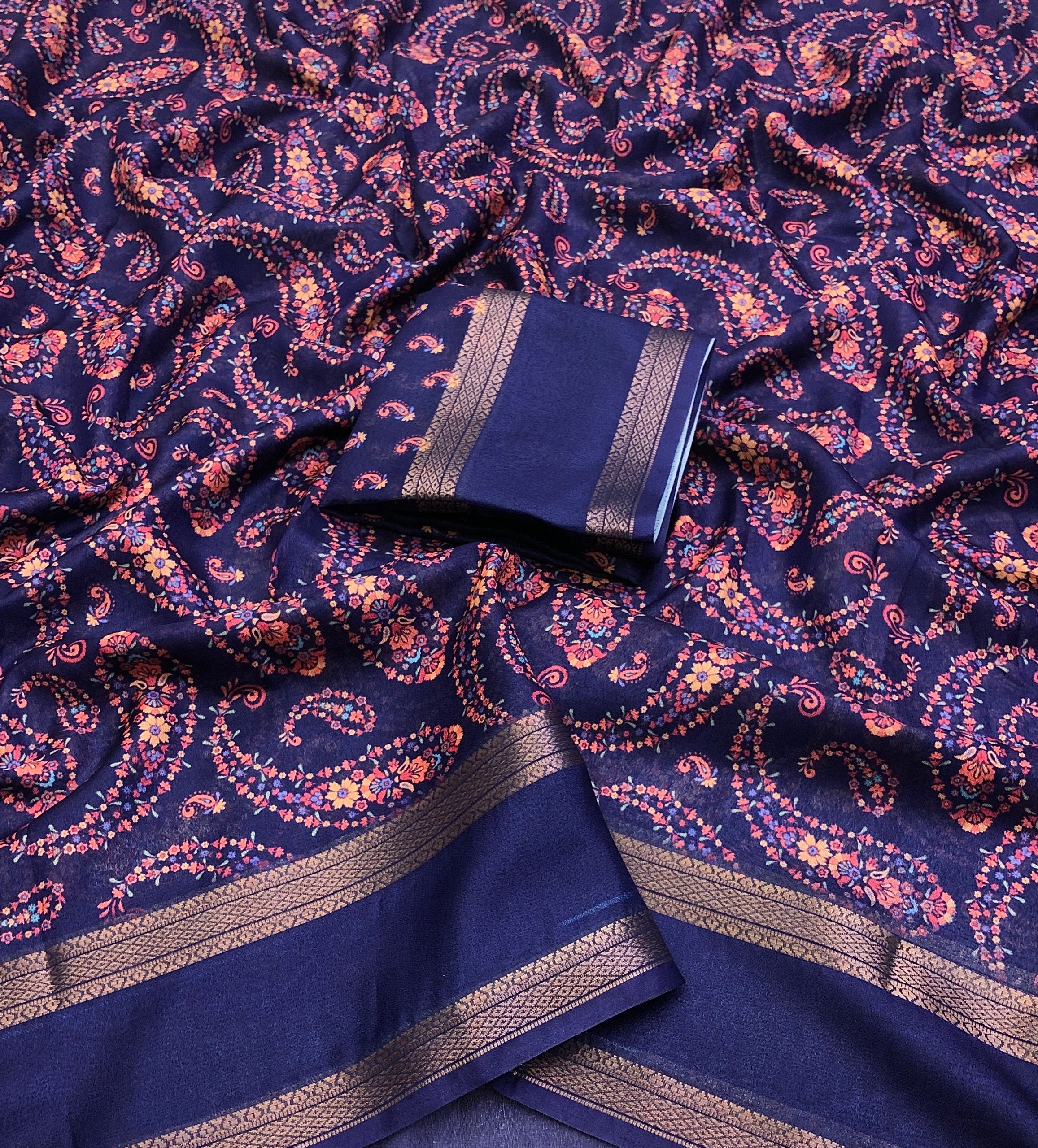 Luvina 3 Marsh mellow Ajrakh Digital Printed Saree