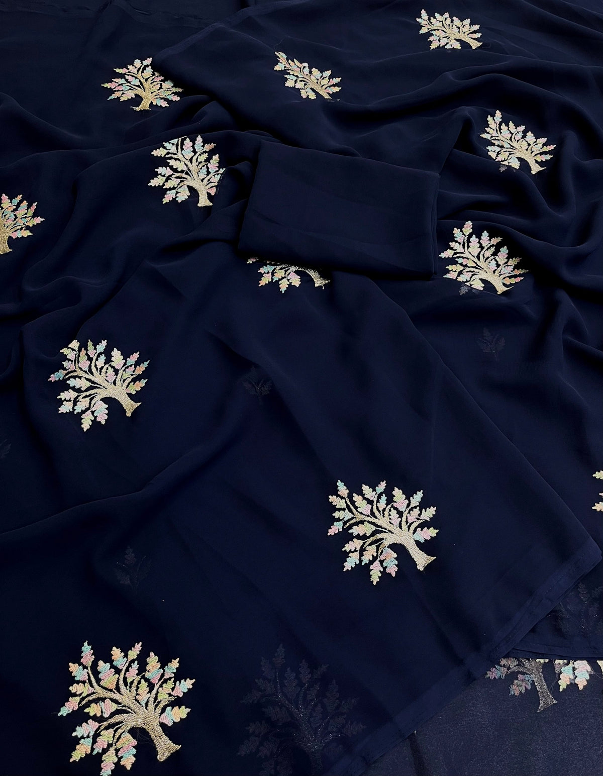 #Color_navyblue