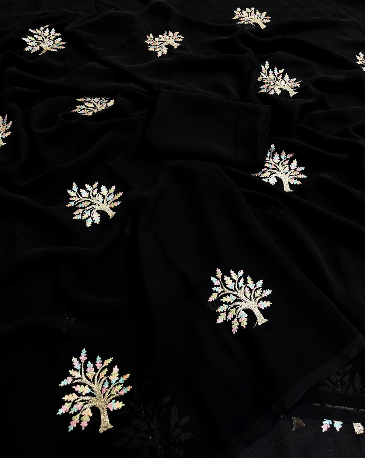 #Color_Black