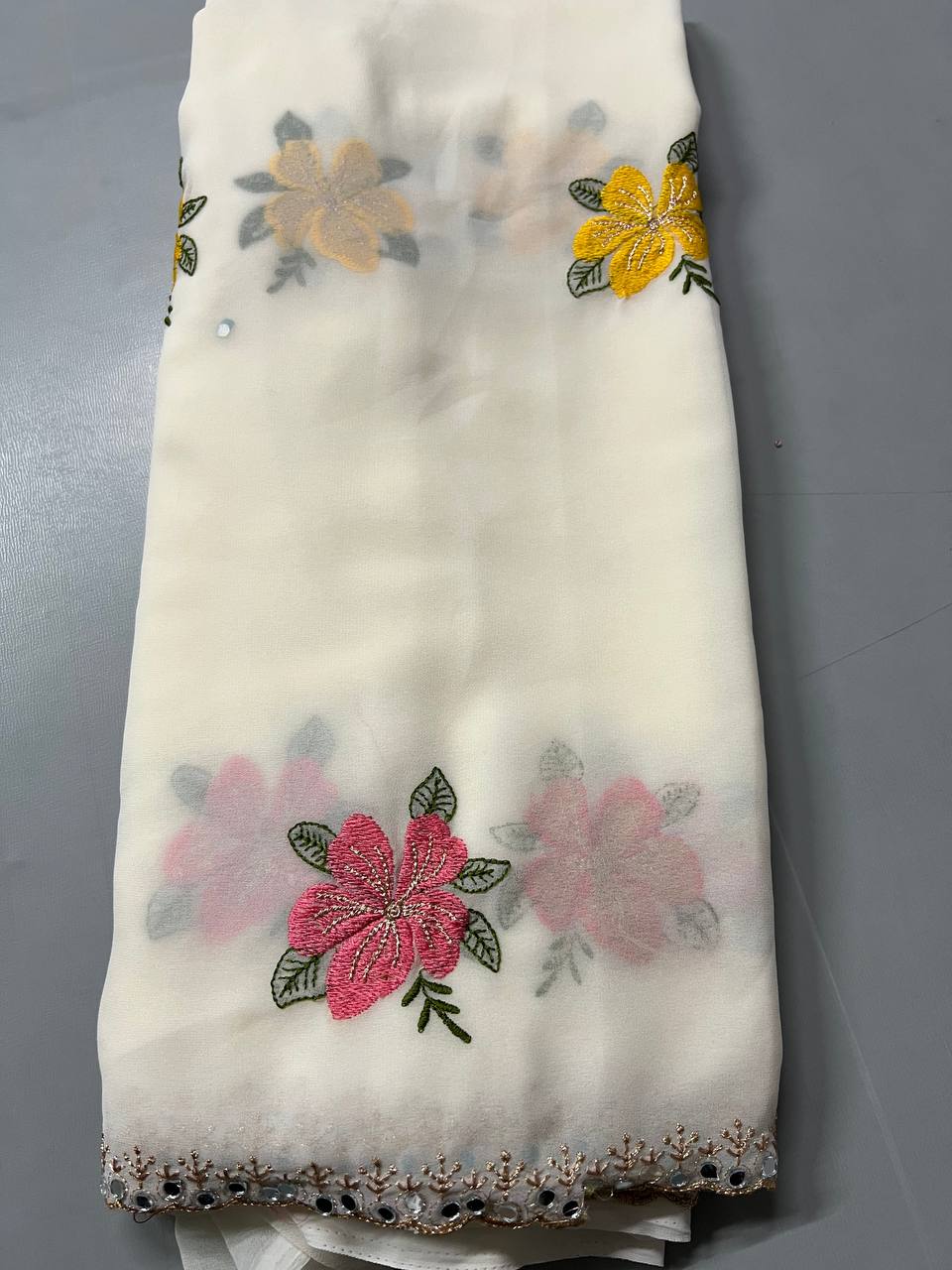 Soft Linen Printed, Furr & Foil Work Sarees with Blouse