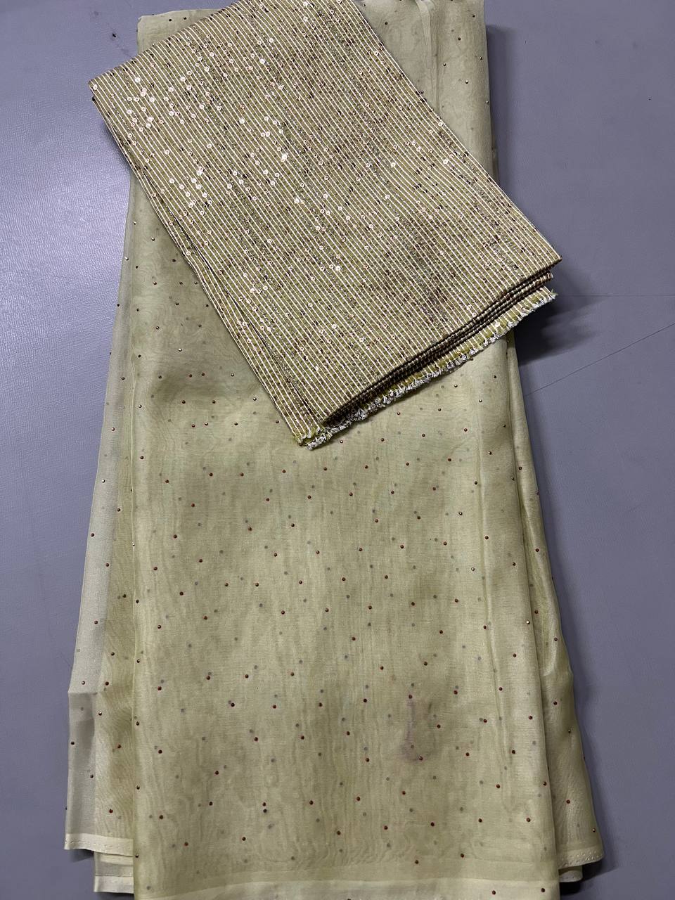 Soft Linen Printed, Furr & Foil Work Sarees with Blouse