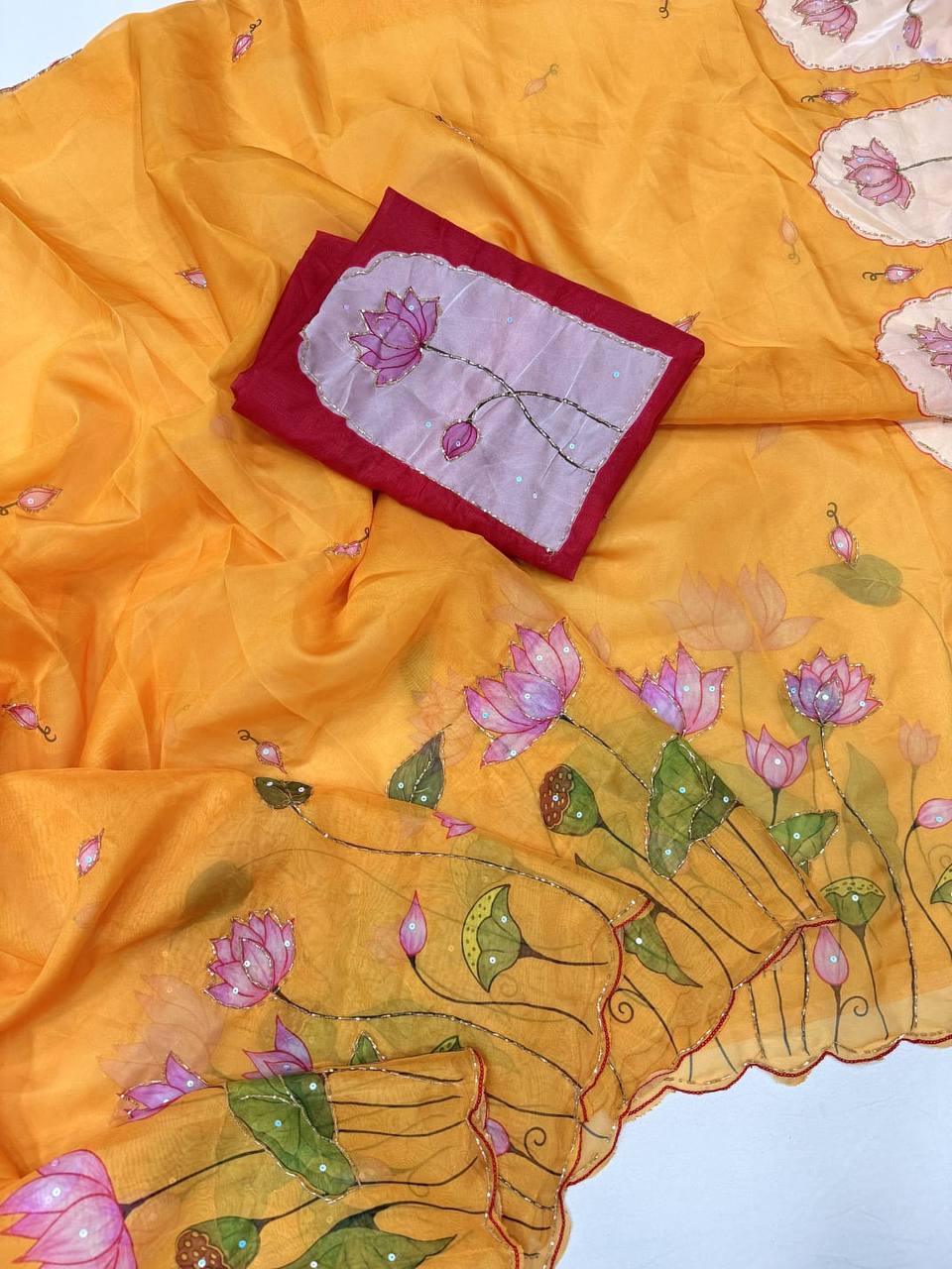 #Color_Yellow