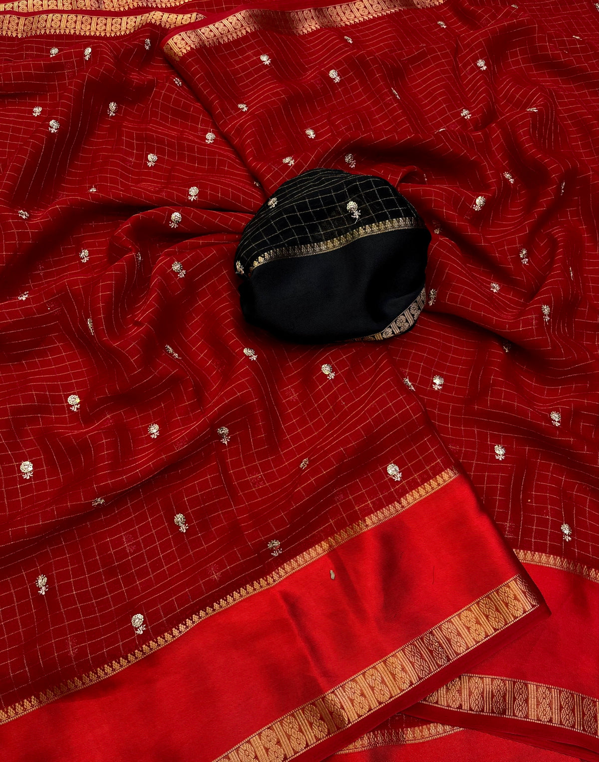 #Color_Red