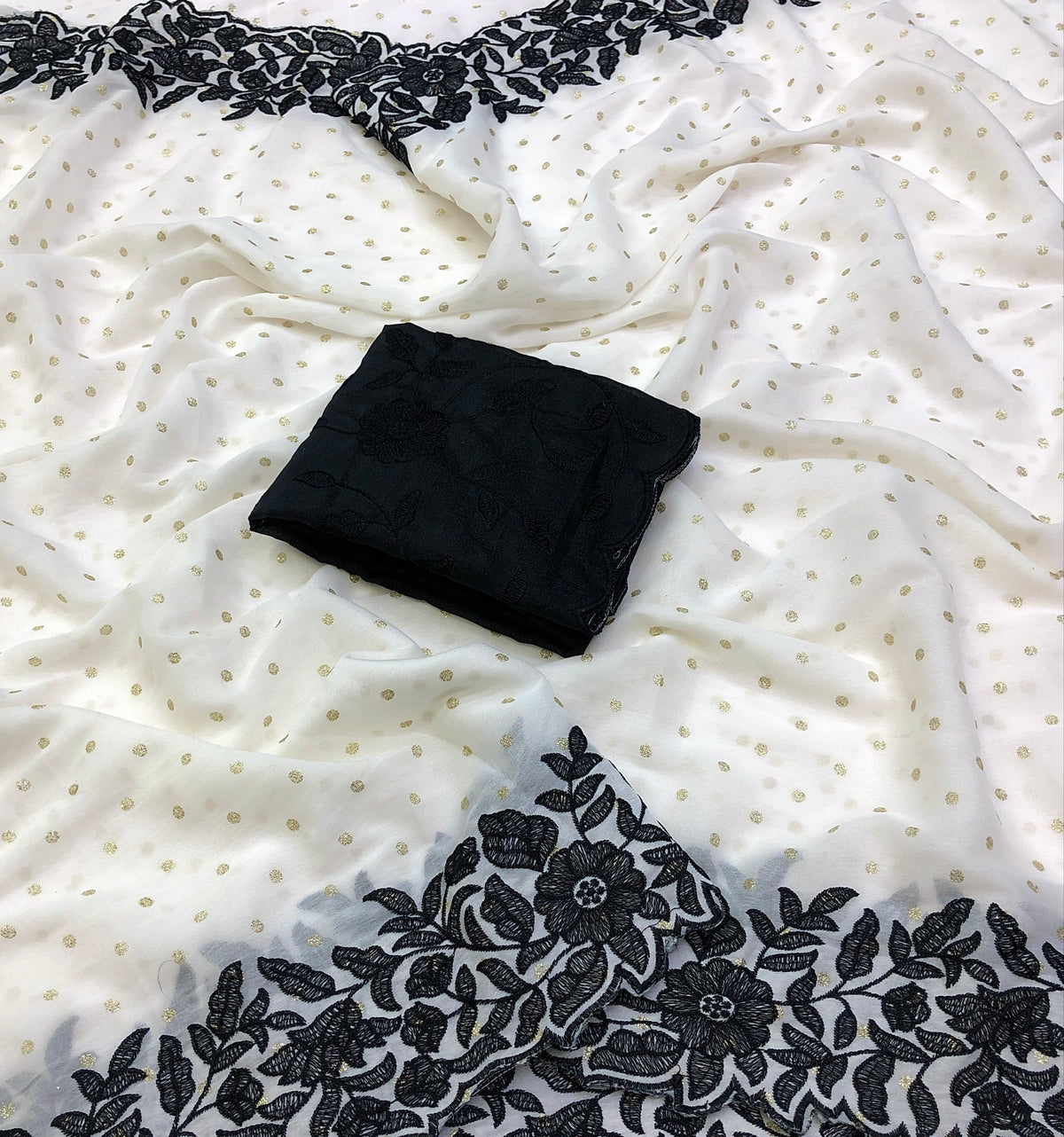 #Color_Black