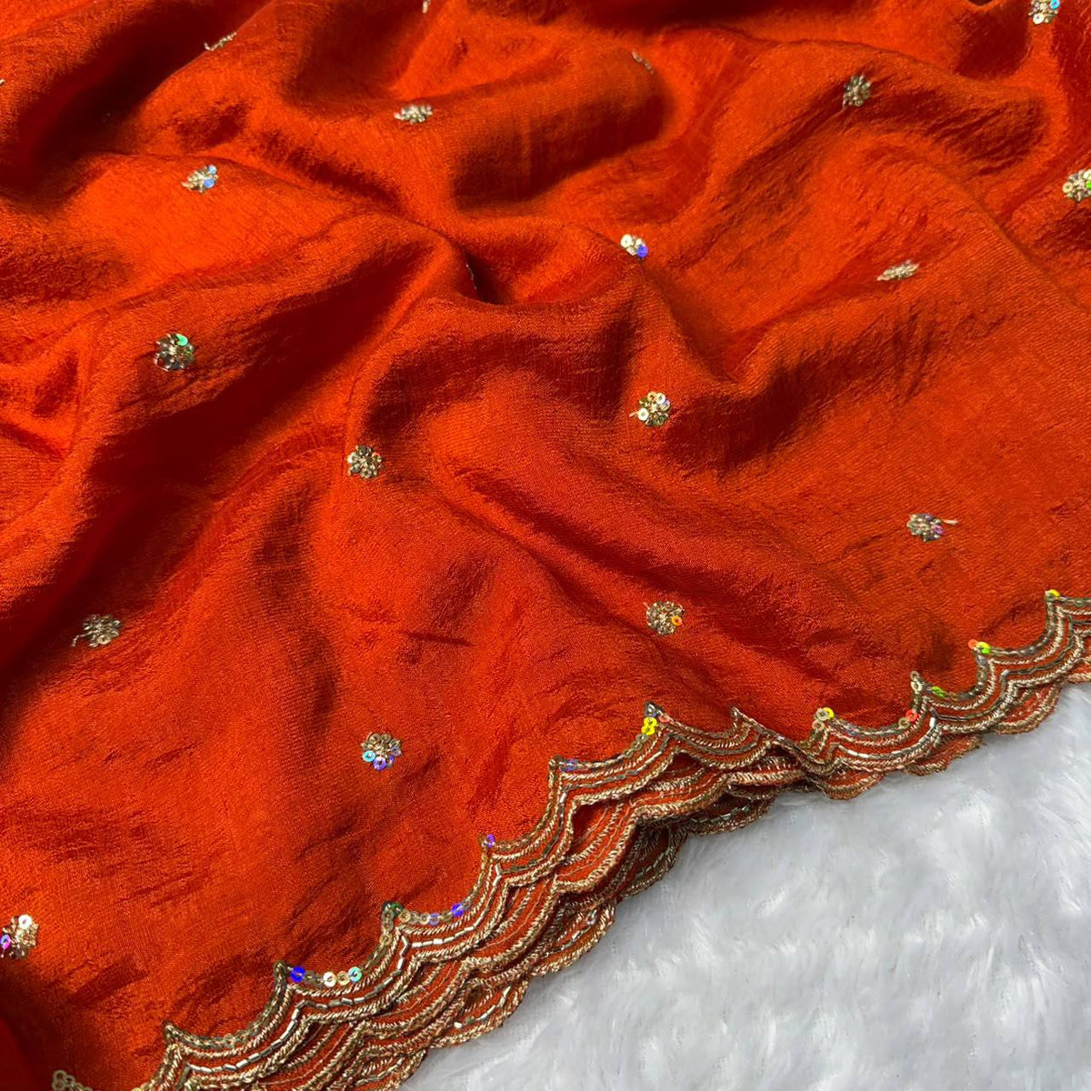 Priyanka Vichitra Silk Single Line Border Saree