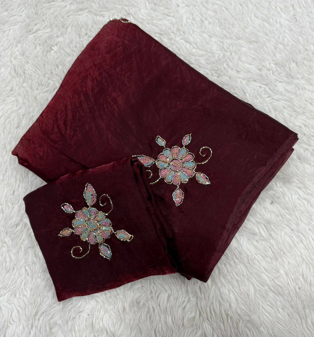 #Color_Maroon
