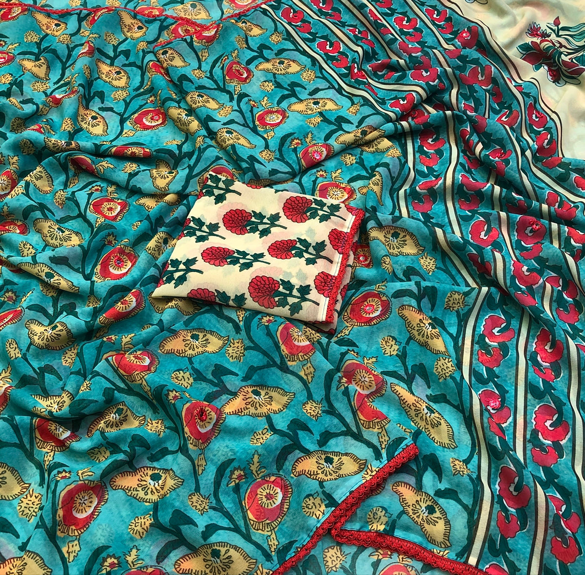Skip Weightless Chiffon Kalamkari Digital Print Saree