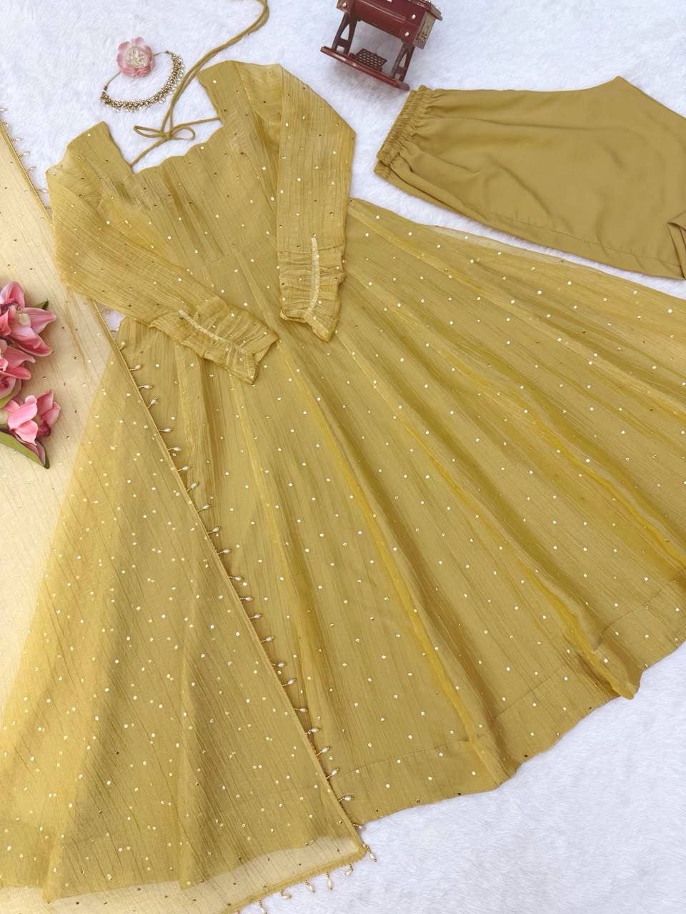 #COlor_Yellow