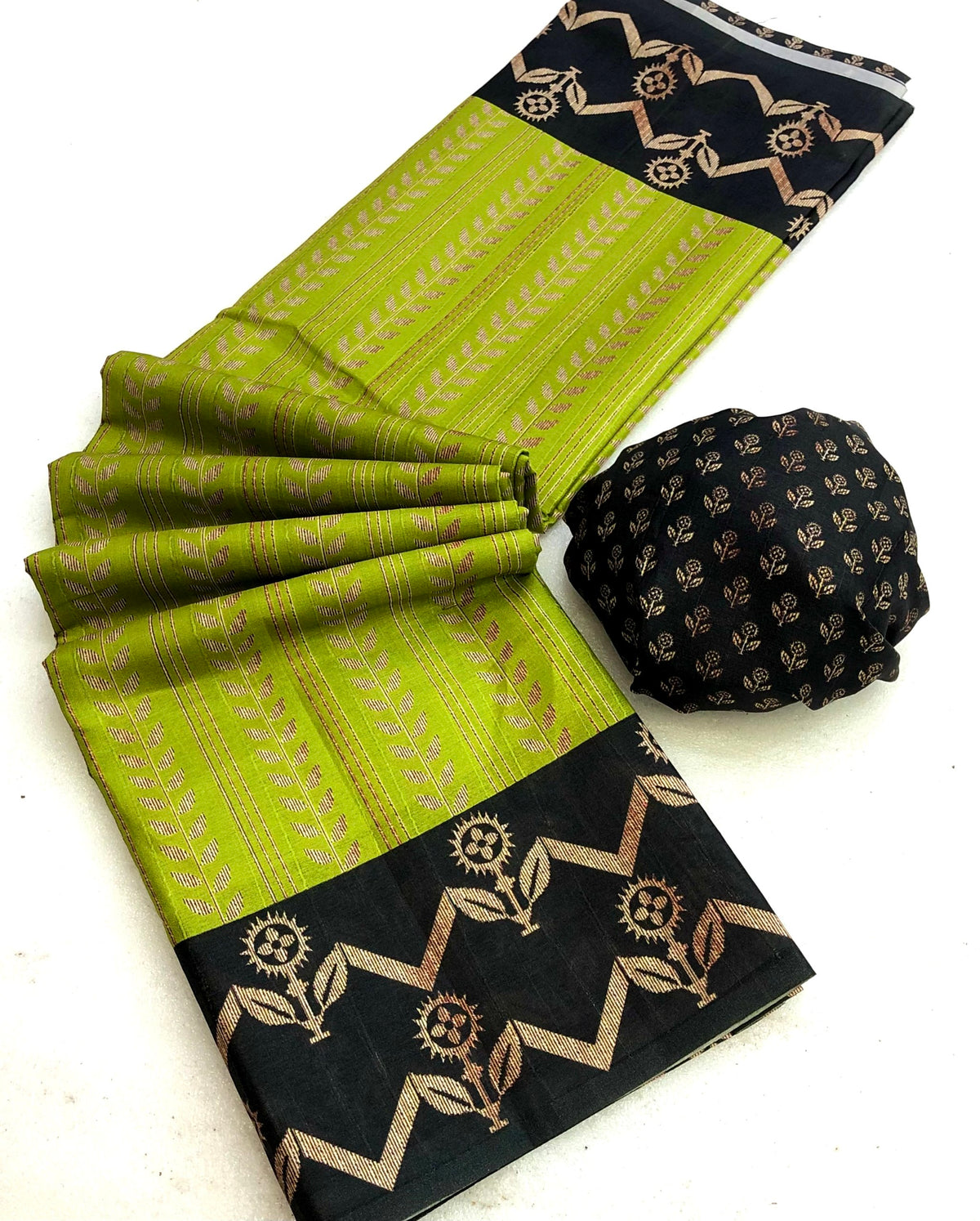 Wenter Handloom Tussar Silk Printed Saree