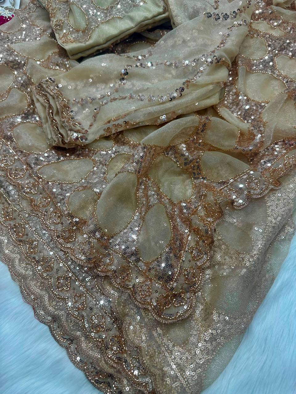 Jhalak Golden Net Beads Work Saree