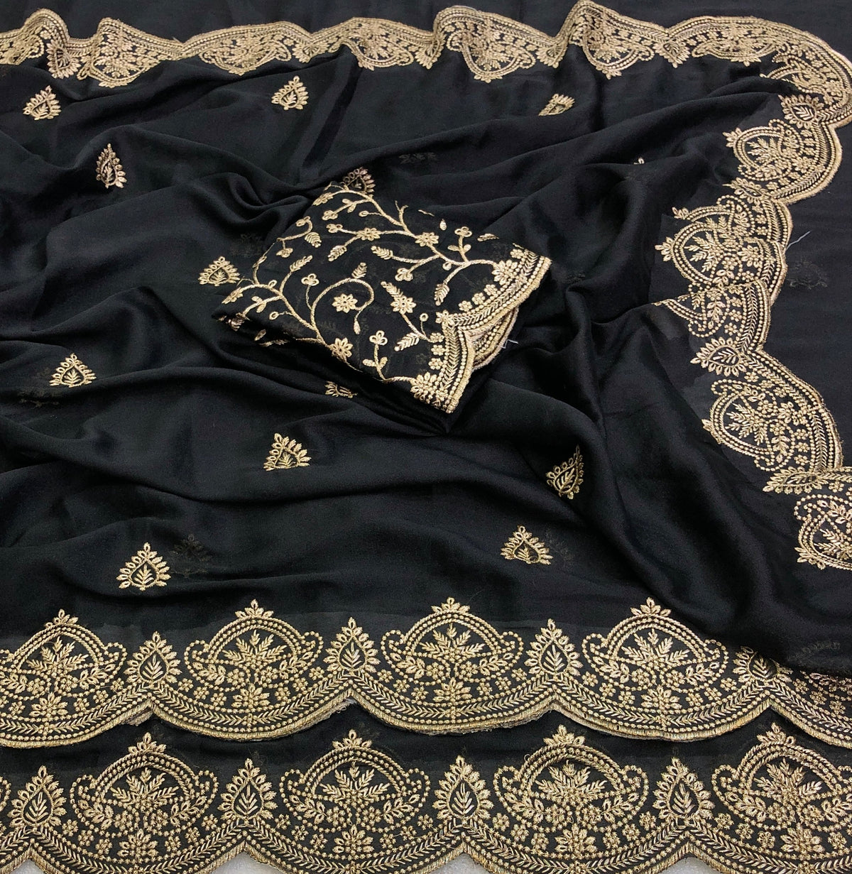 #Color_Black