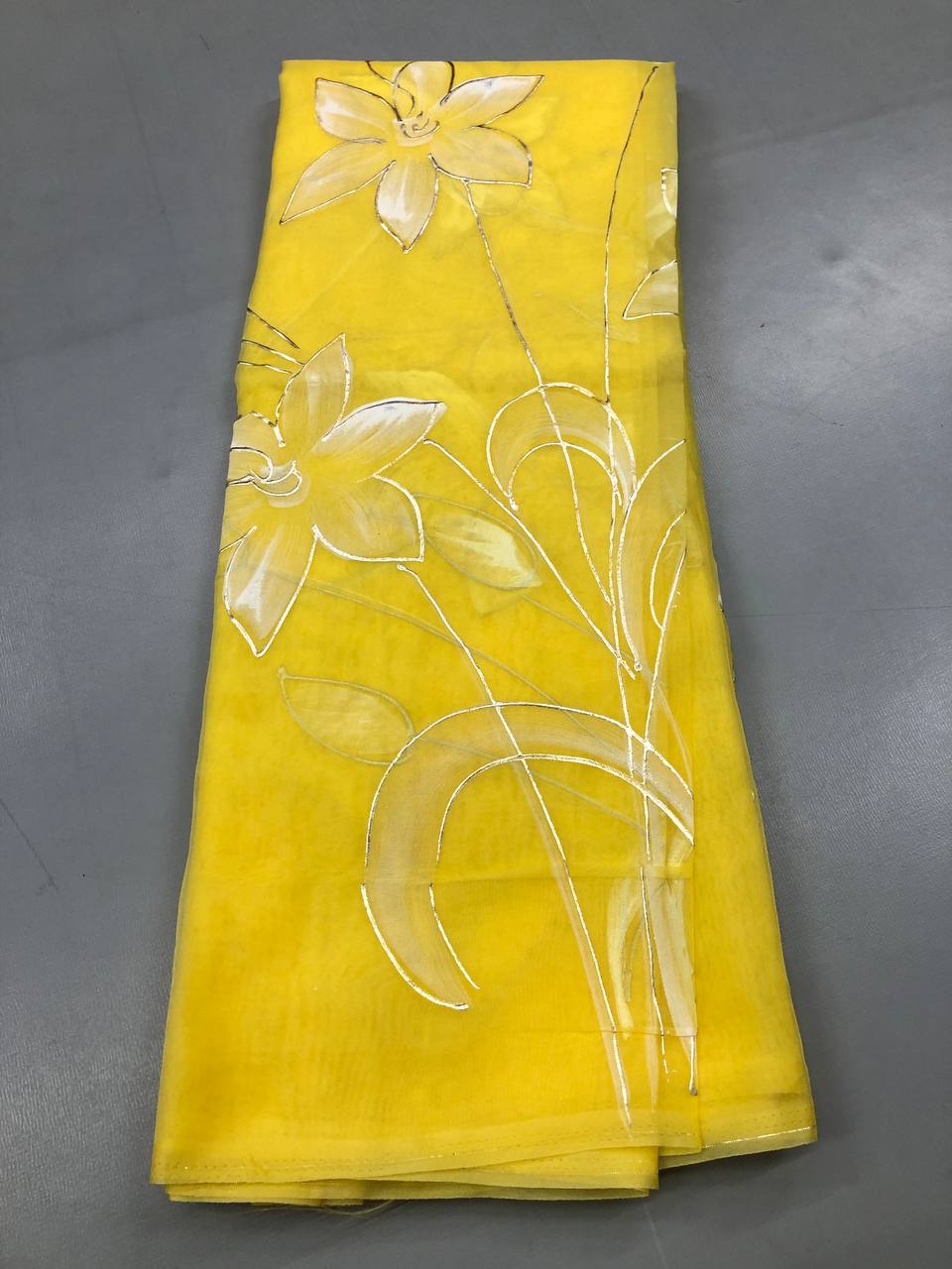 Fancy Sarees Without Blouse