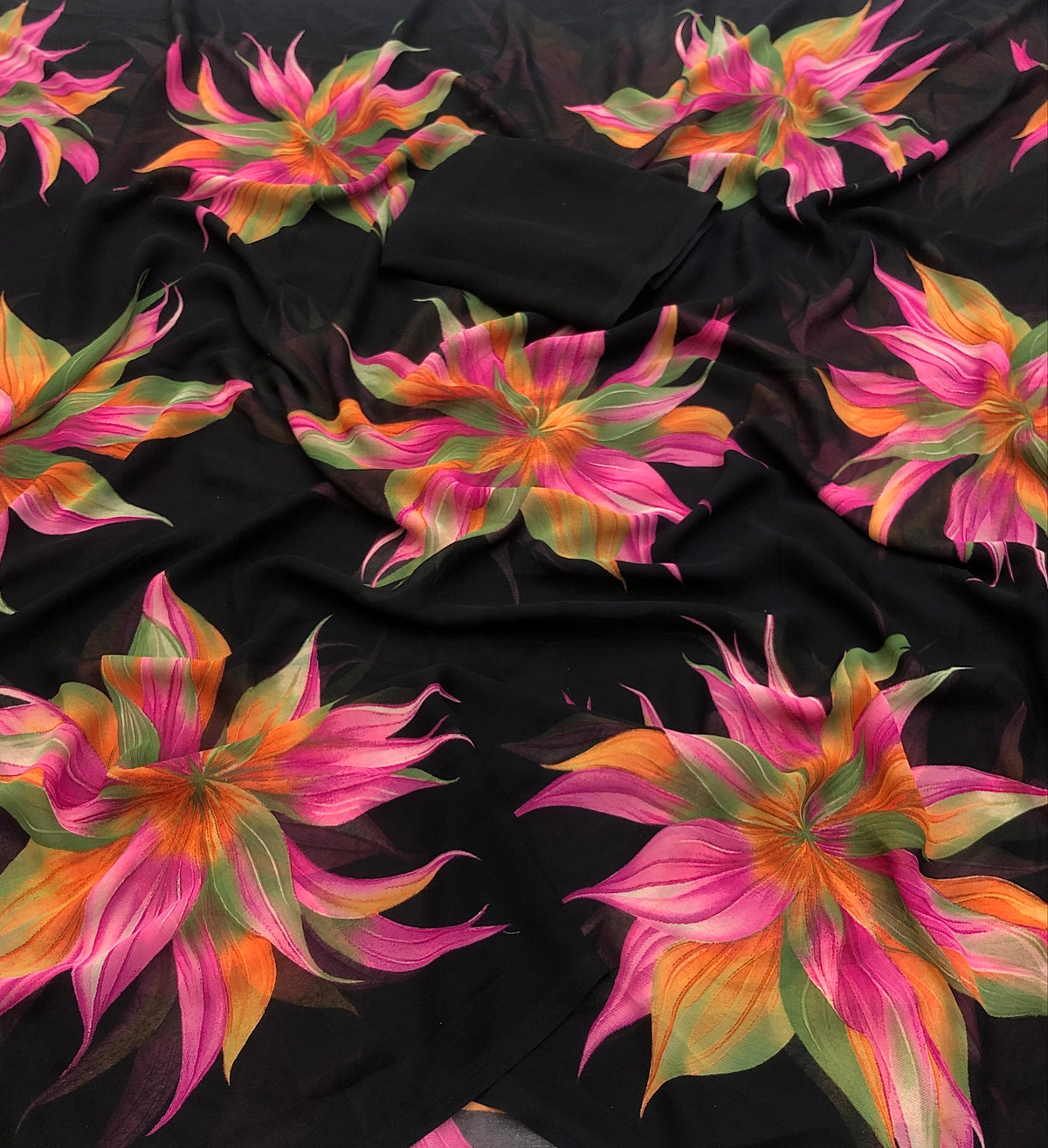 #Color_Black