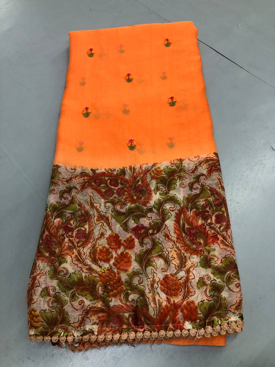 Soft Linen Printed, Furr & Foil Work Sarees with Blouse