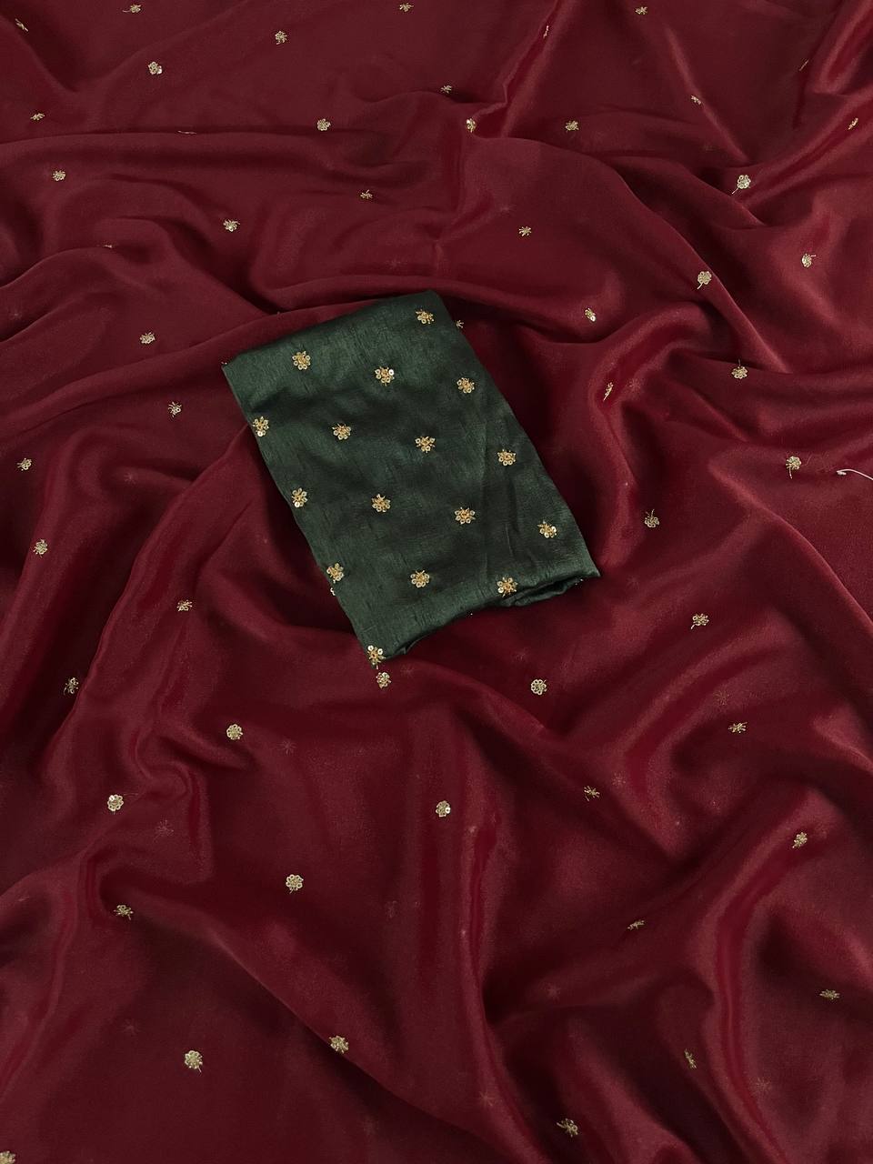 #Color_Maroon