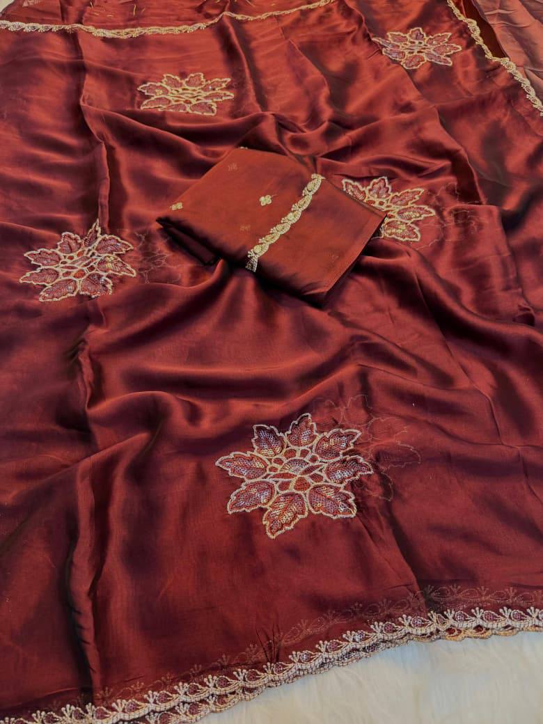 #Color_Maroon