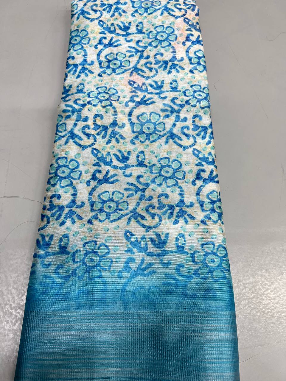 Soft Linen Printed, Furr & Foil Work Sarees with Blouse