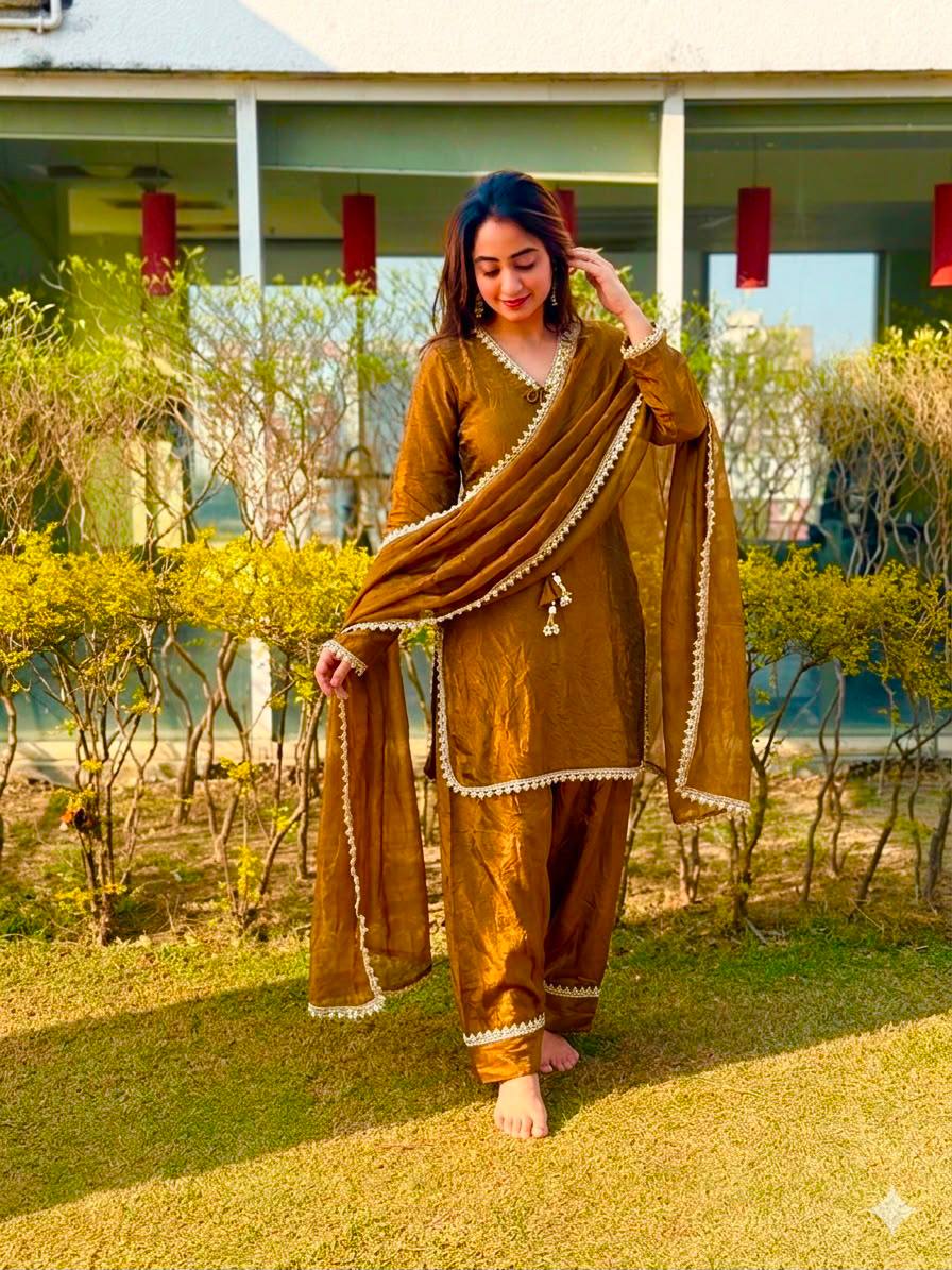 #COlor_GOld
