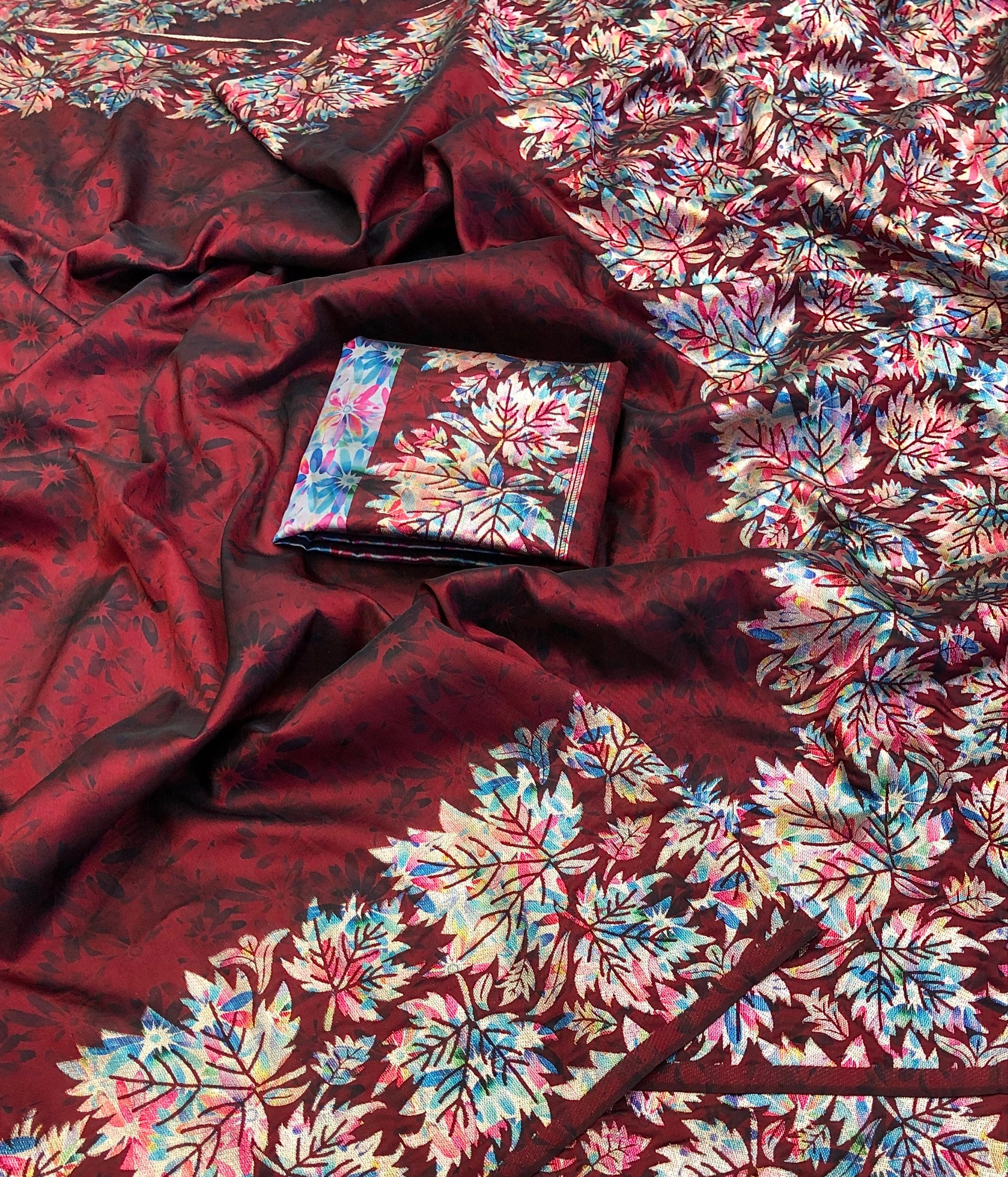#Color_Maroon