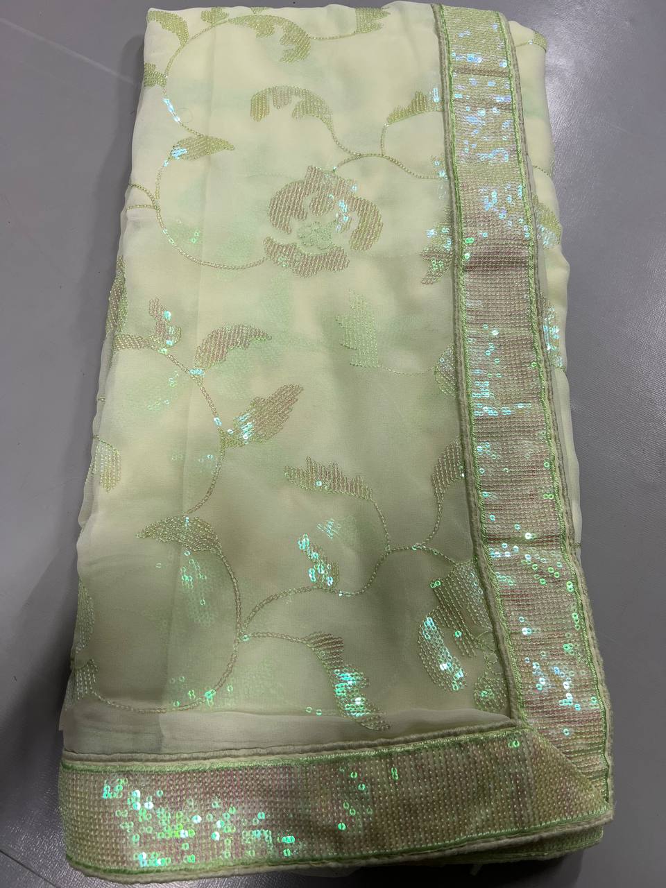 Soft Linen Printed, Furr & Foil Work Sarees with Blouse