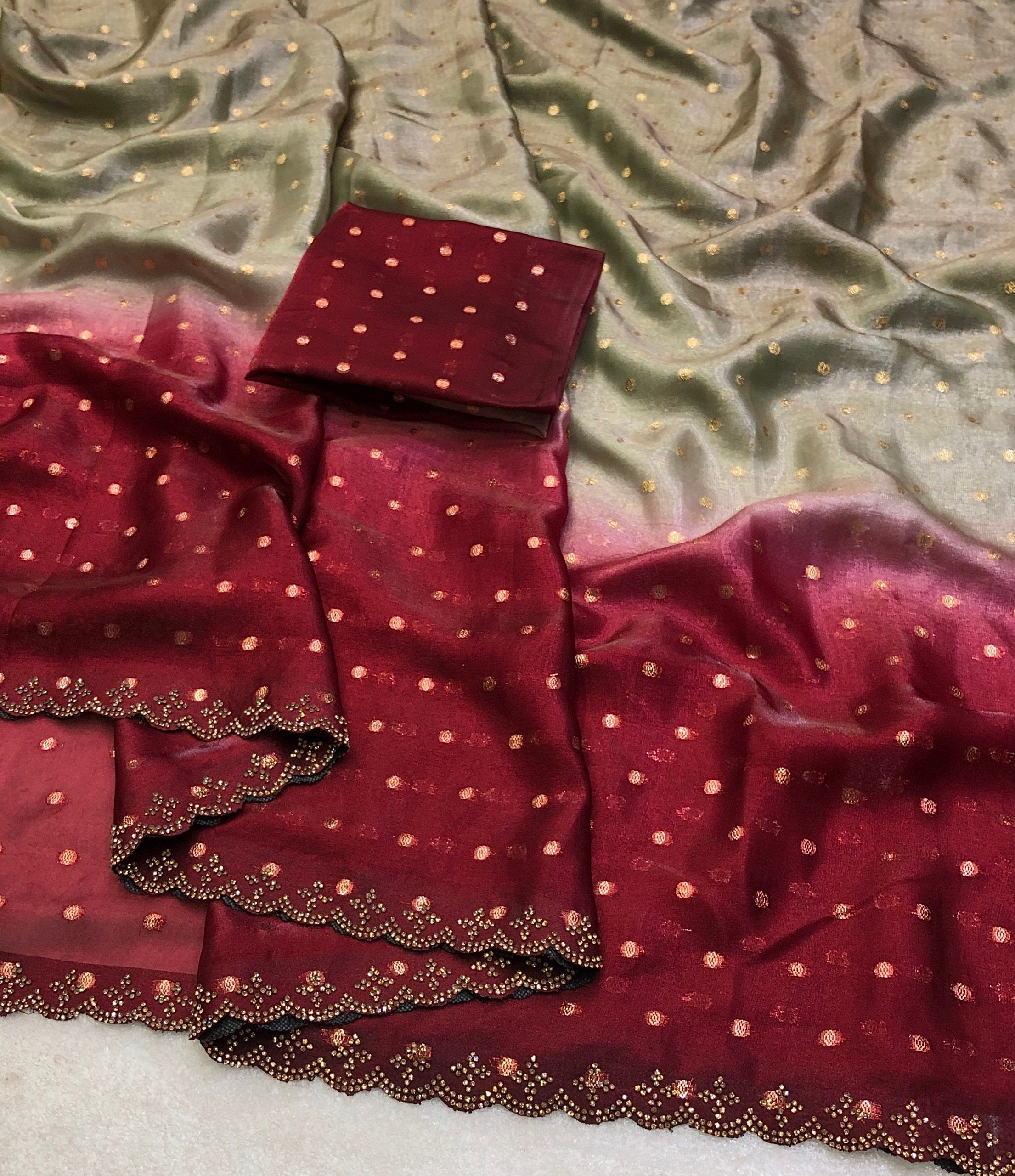 #Color_Maroon