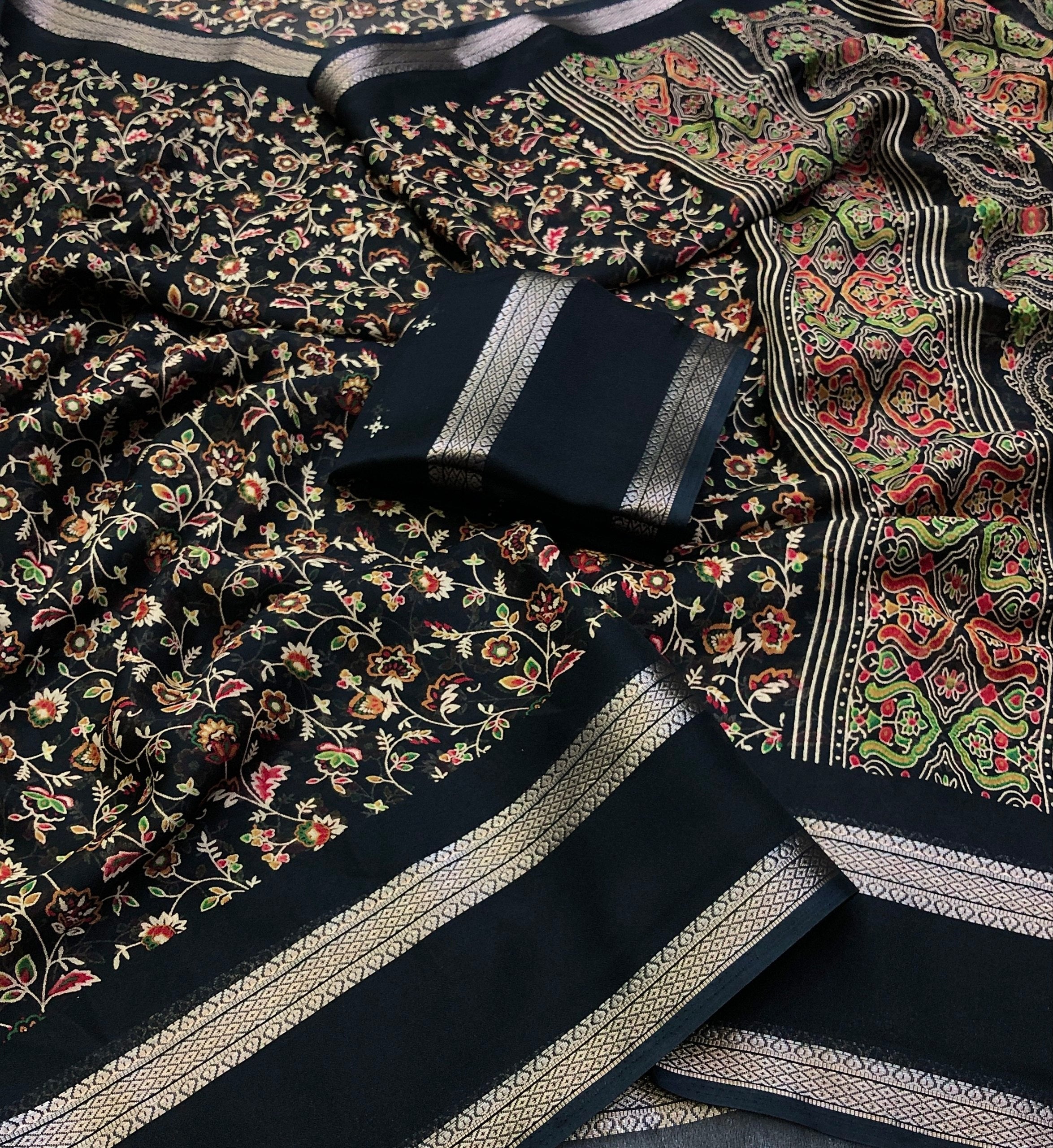 #Color_BLack