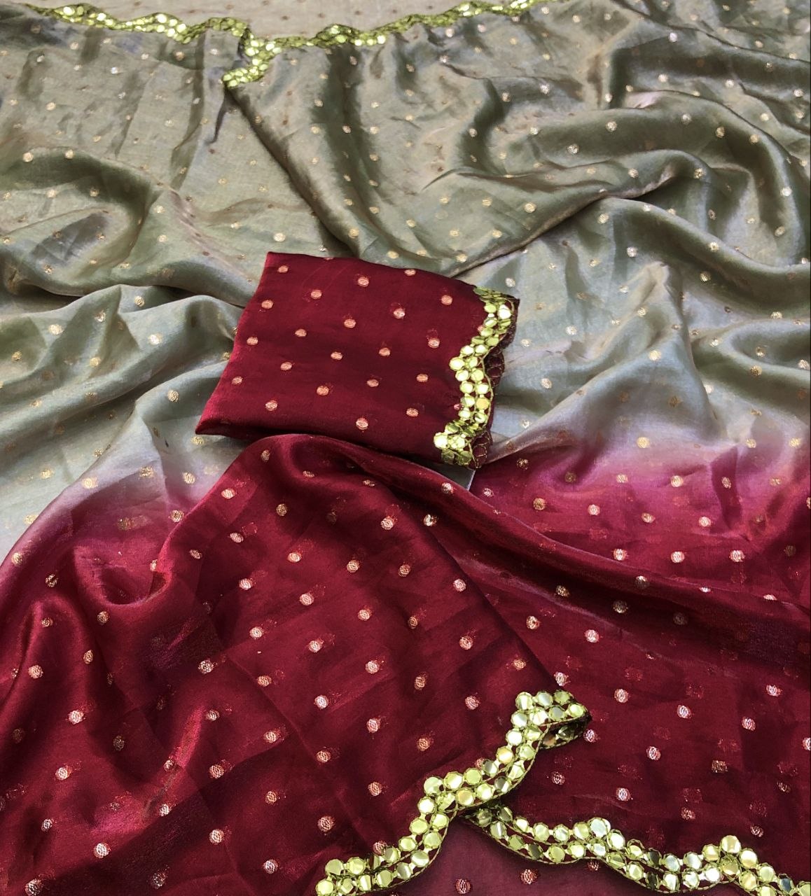 #Color_Maroon