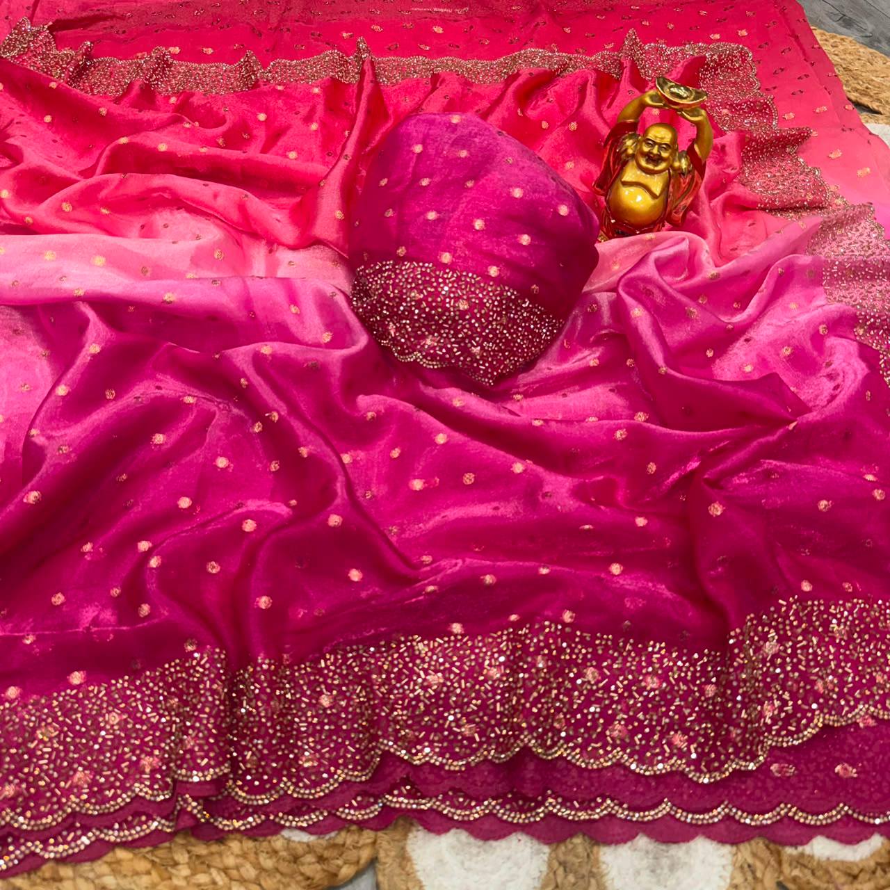 #Color_Pink