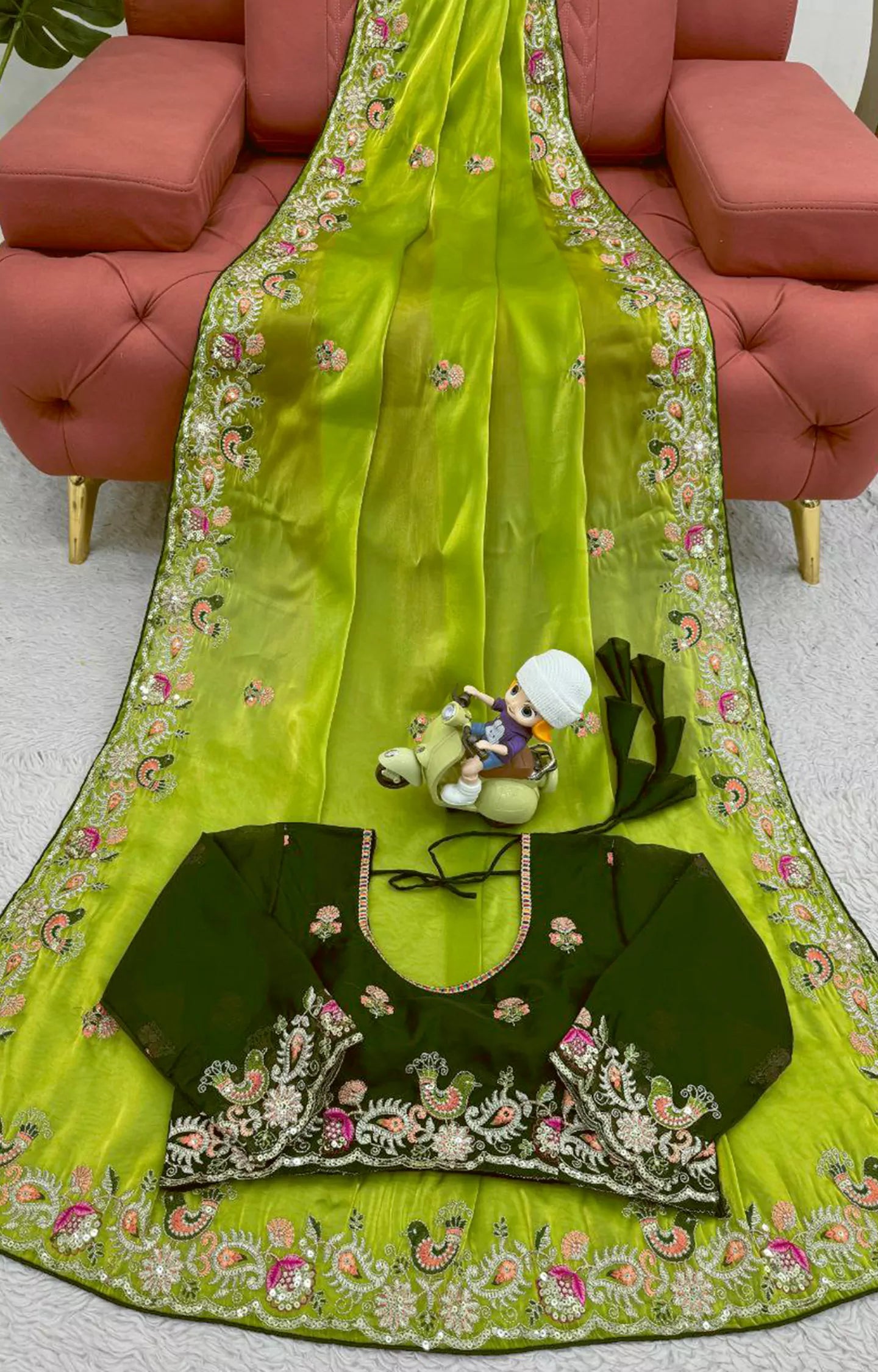 TRYPER JIMMY CHOO THREAD WITH SEQUENCE WORK SAREE