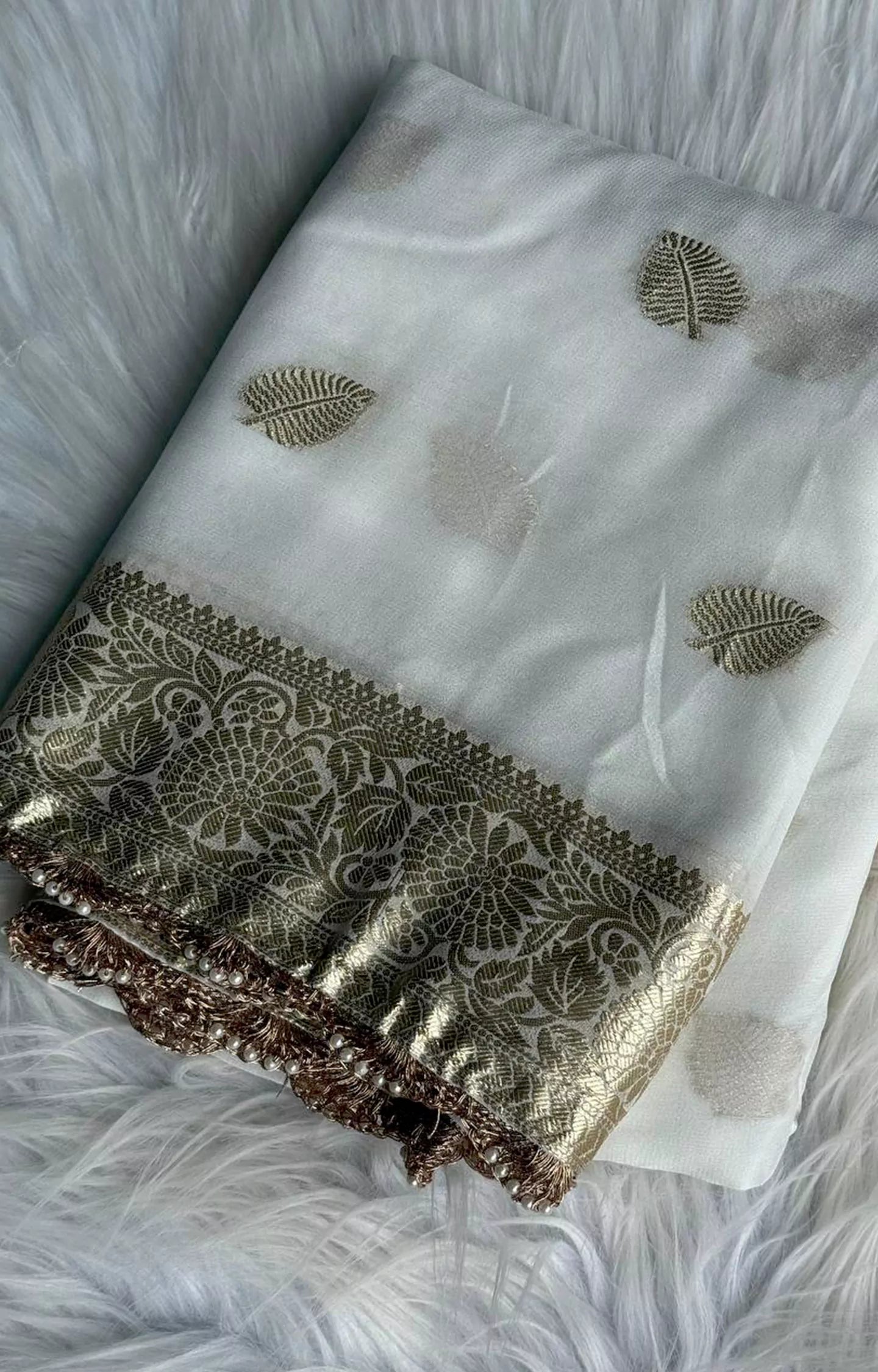 CHIPPY PURE VISCOSE DYED SAREE