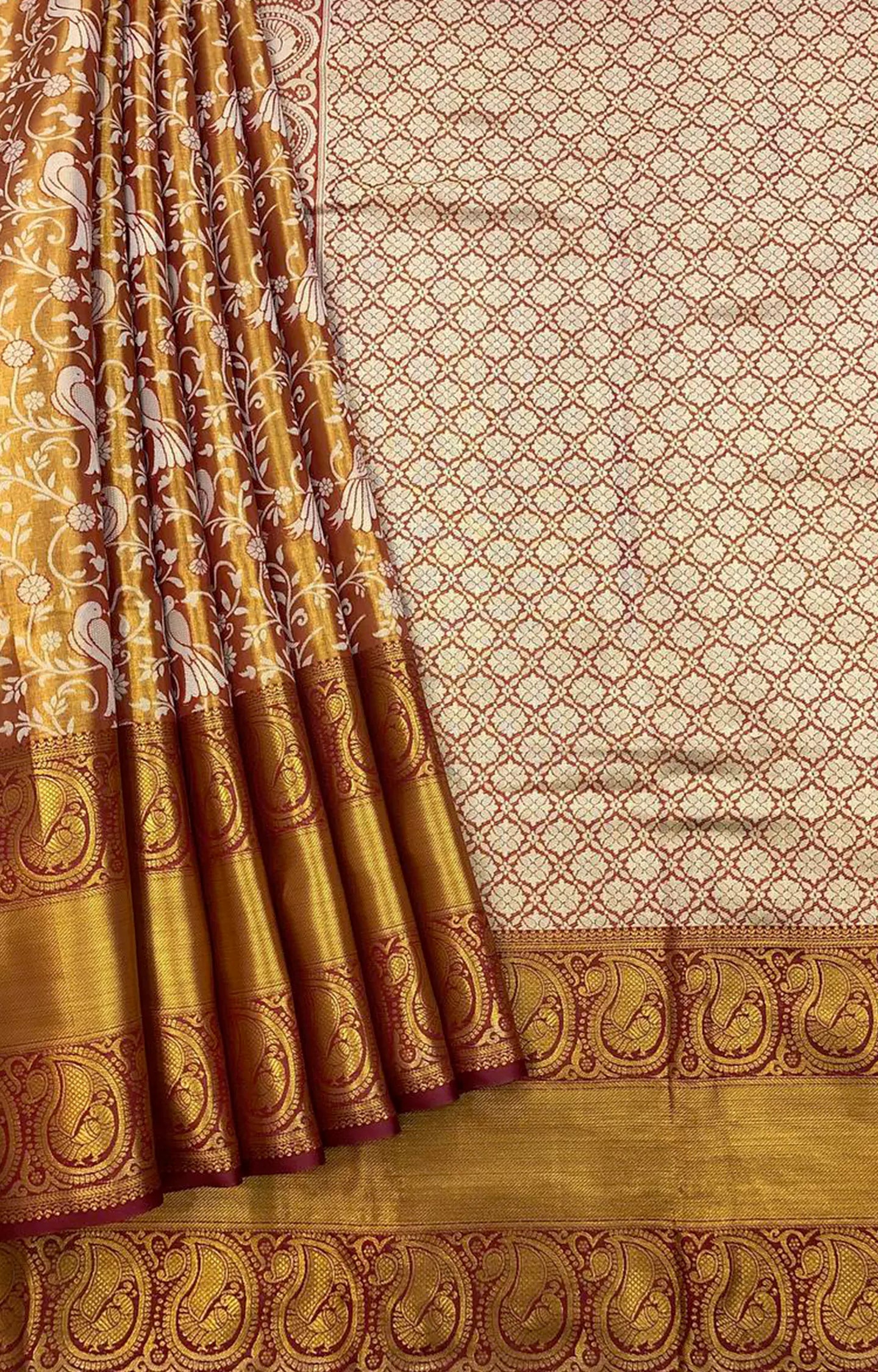 TITANIC 2 KANJIVARAM SILK SAREE WITH CLASSY TOUCH OF INTRICATE WEAVE