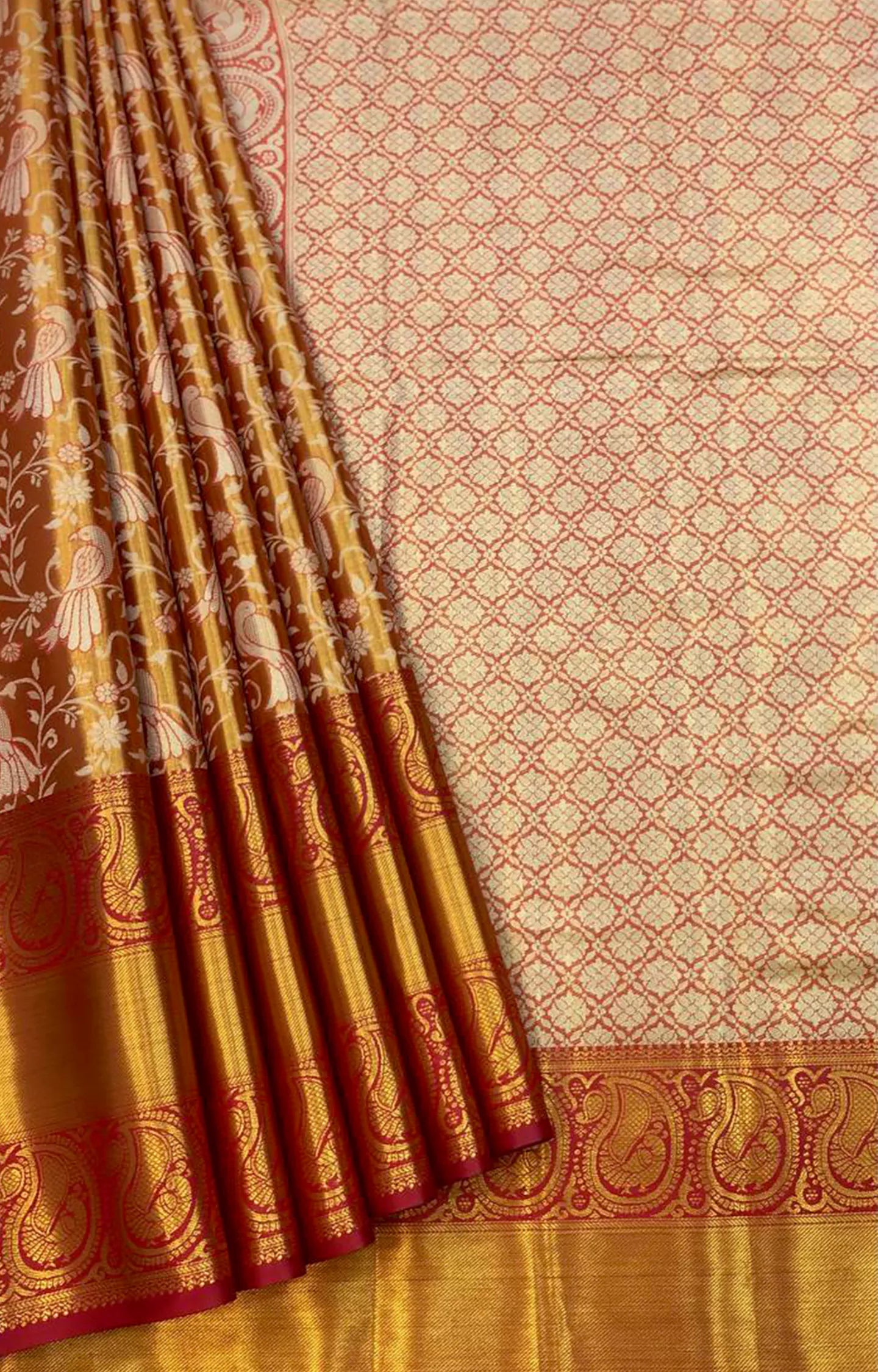TITANIC 2 KANJIVARAM SILK SAREE WITH CLASSY TOUCH OF INTRICATE WEAVE