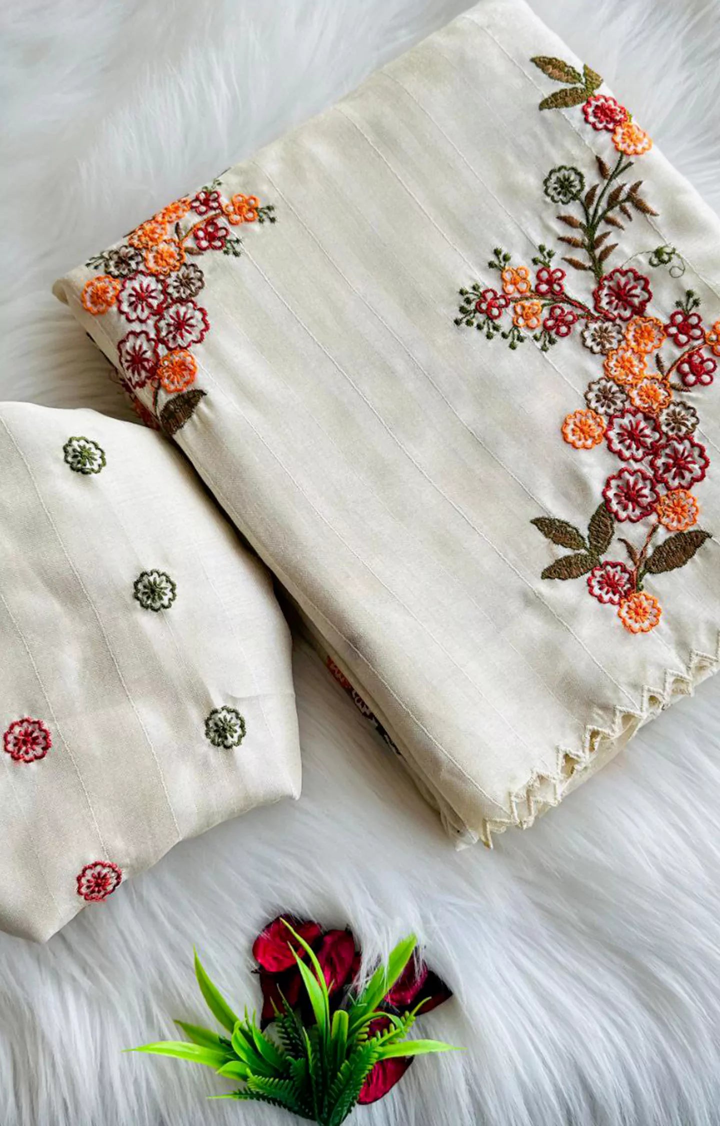 KYAREE PURE TUSSAR SILK SAREE