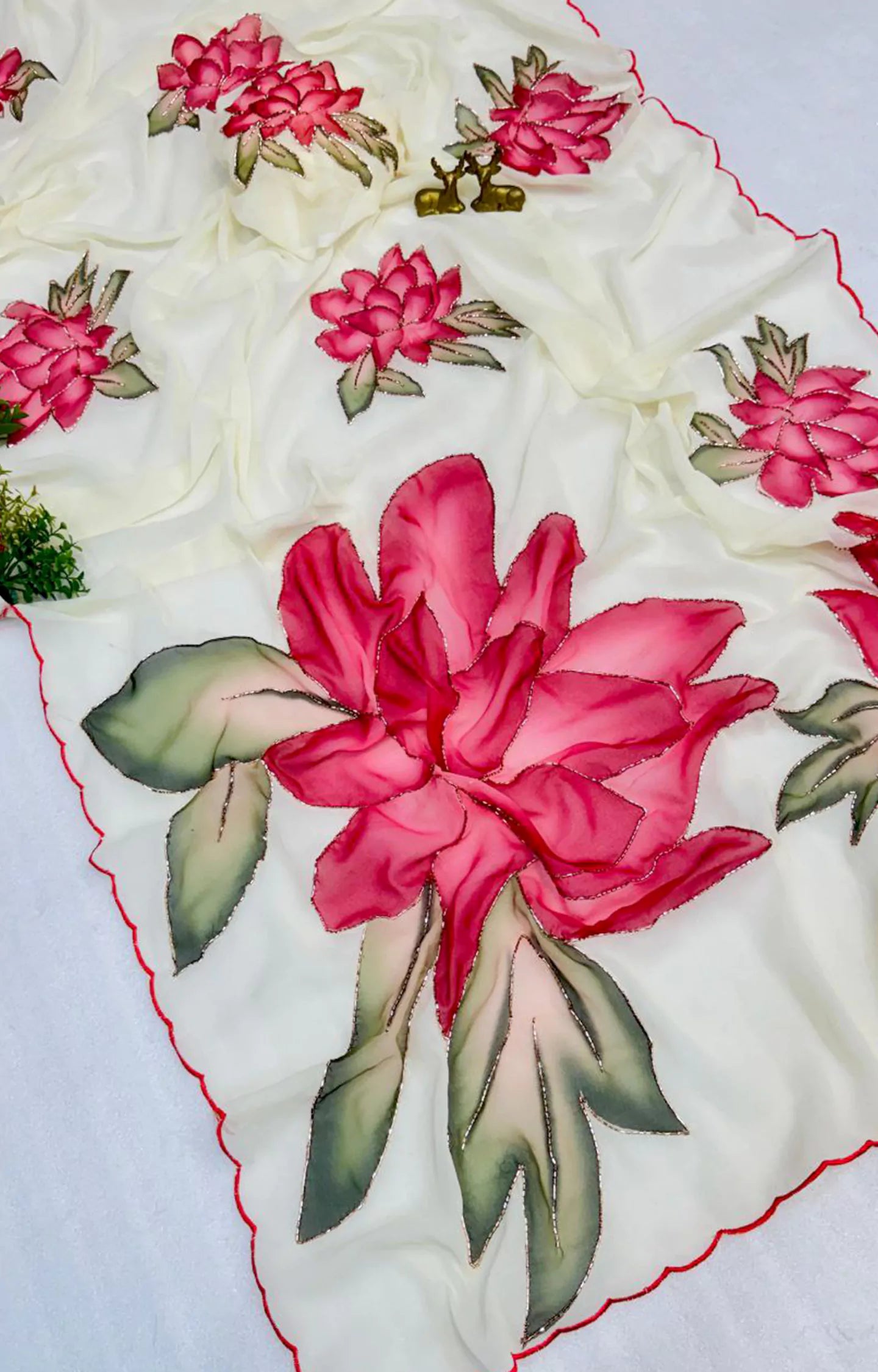 BERISTO SOFT & SMOOTH WEIGHTLESS CHIFFON SAREE