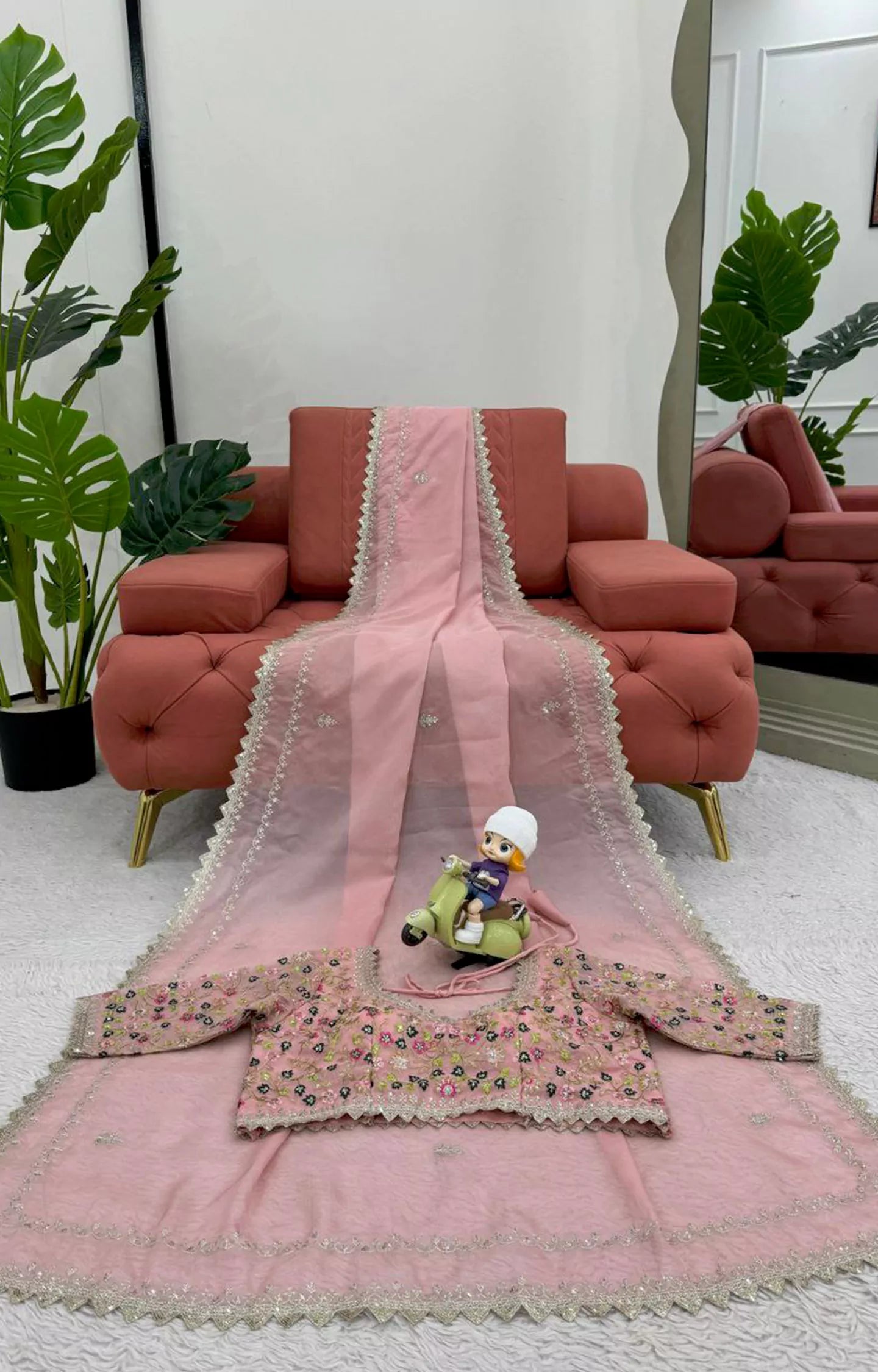 LIGHTLY TEBBY SILK SAREE