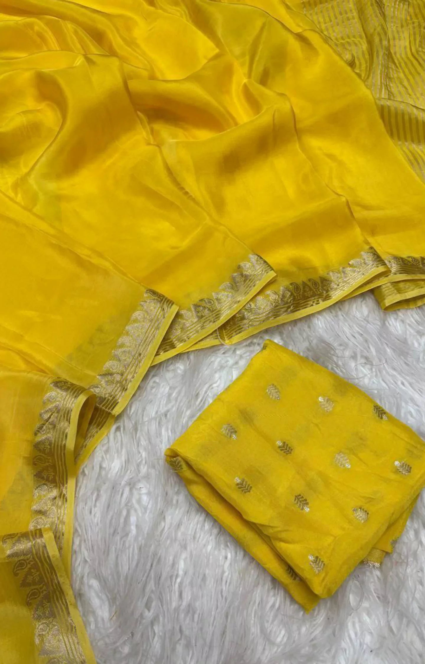 WELSON PURE VISCOS SOFT CREPE SAREE