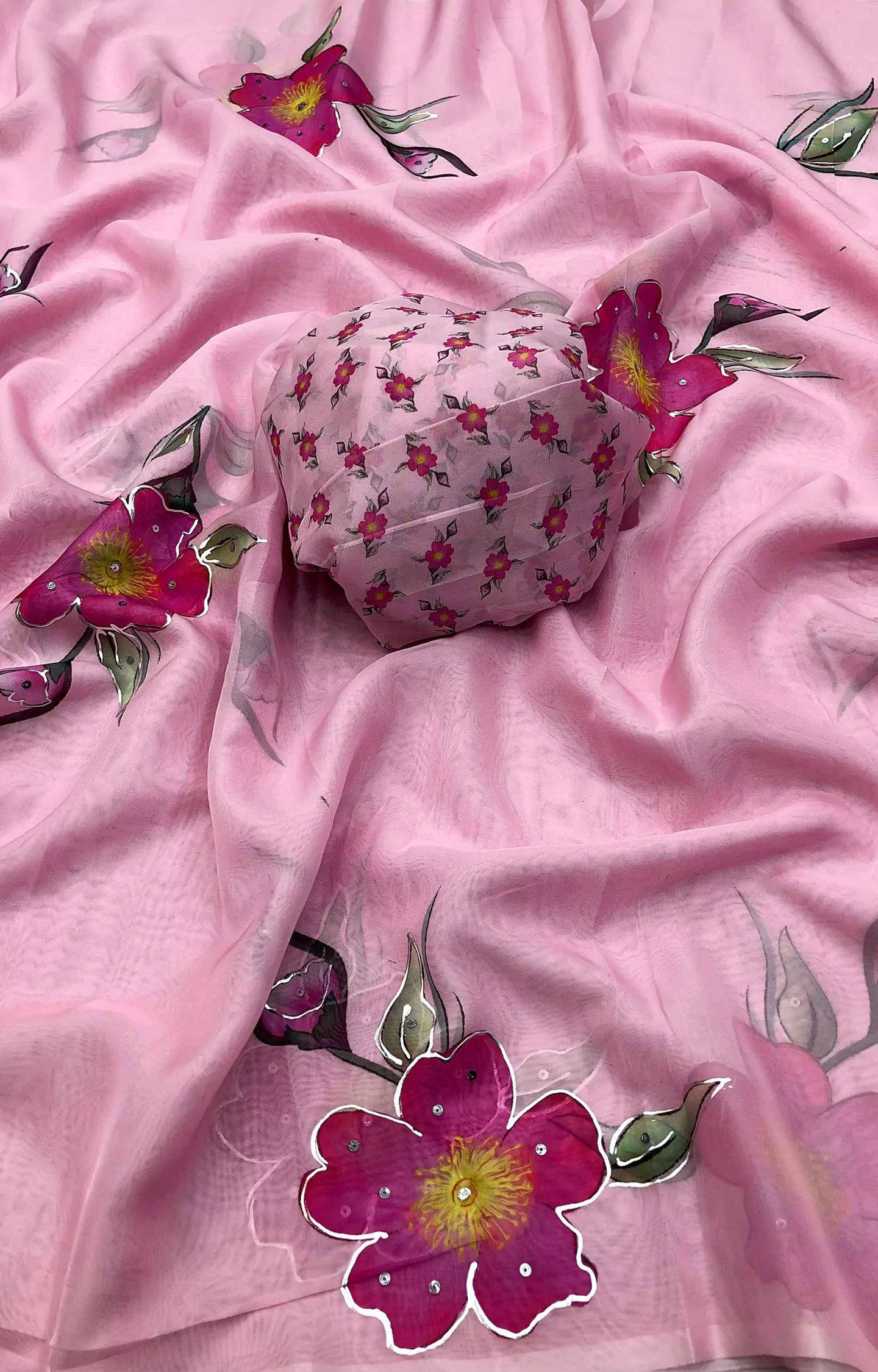 VRANDITA 2 ORGANZA FLORAL DIGITAL PRINT SAREE.