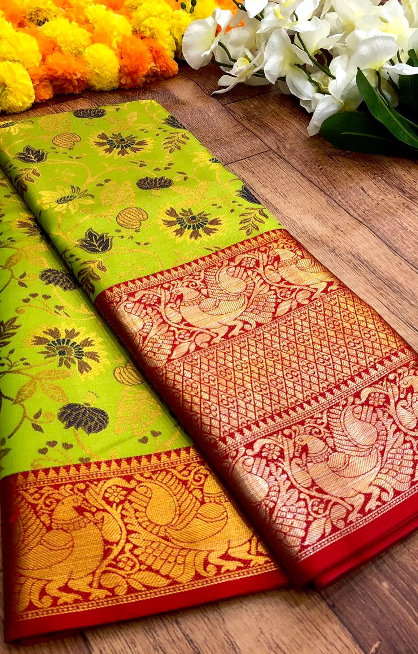 RAIMA KANJIVARAM PATTU SILK SAREE WITH WEAVING