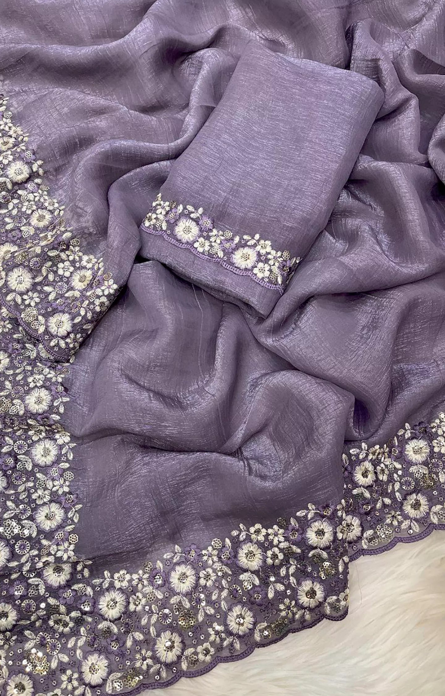 VEDAANI CRUNCHY CRUSH SILK SAREE