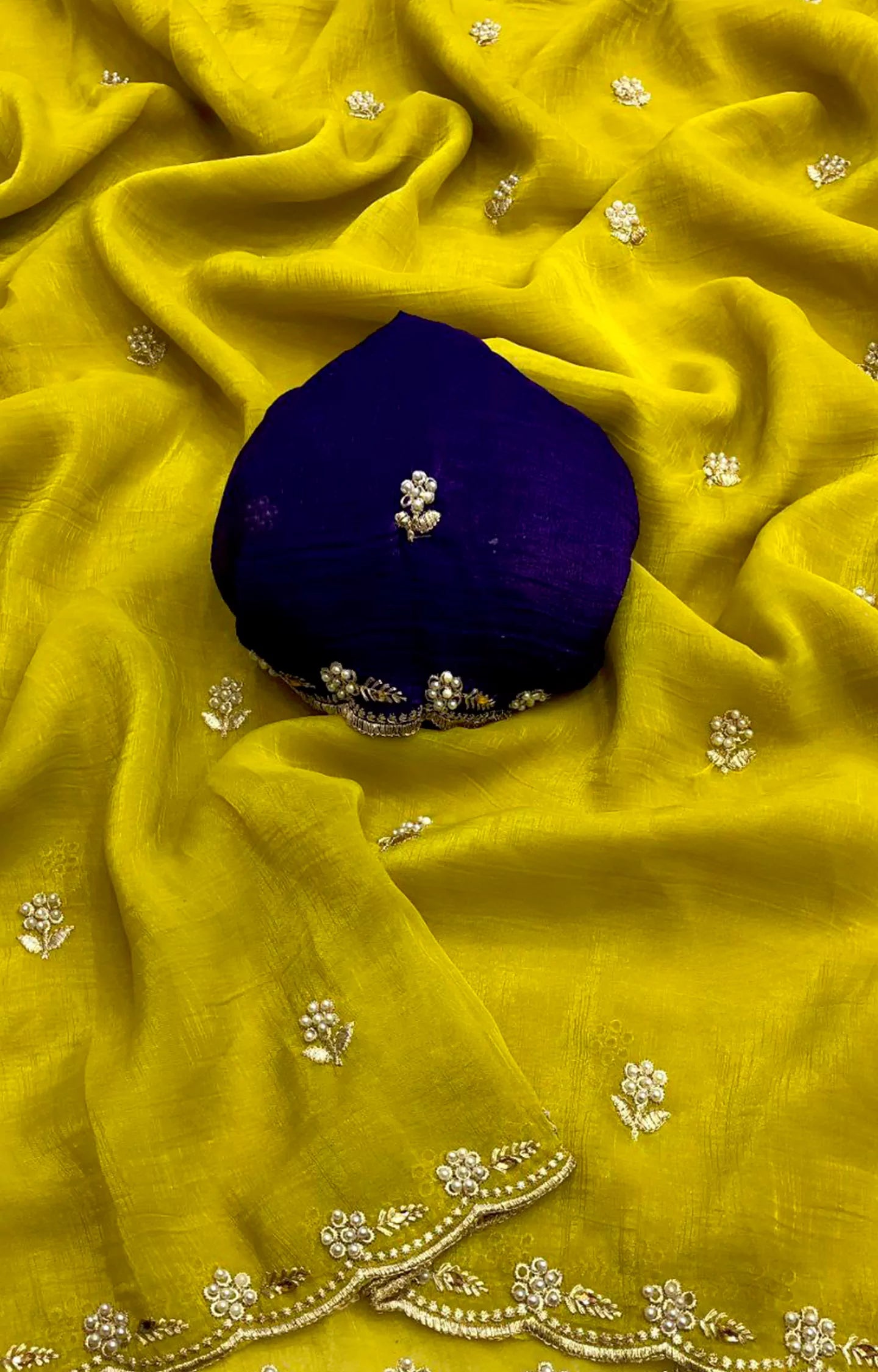 CRUSHING SOFT CRUNCHY CRUSH SILK SAREE