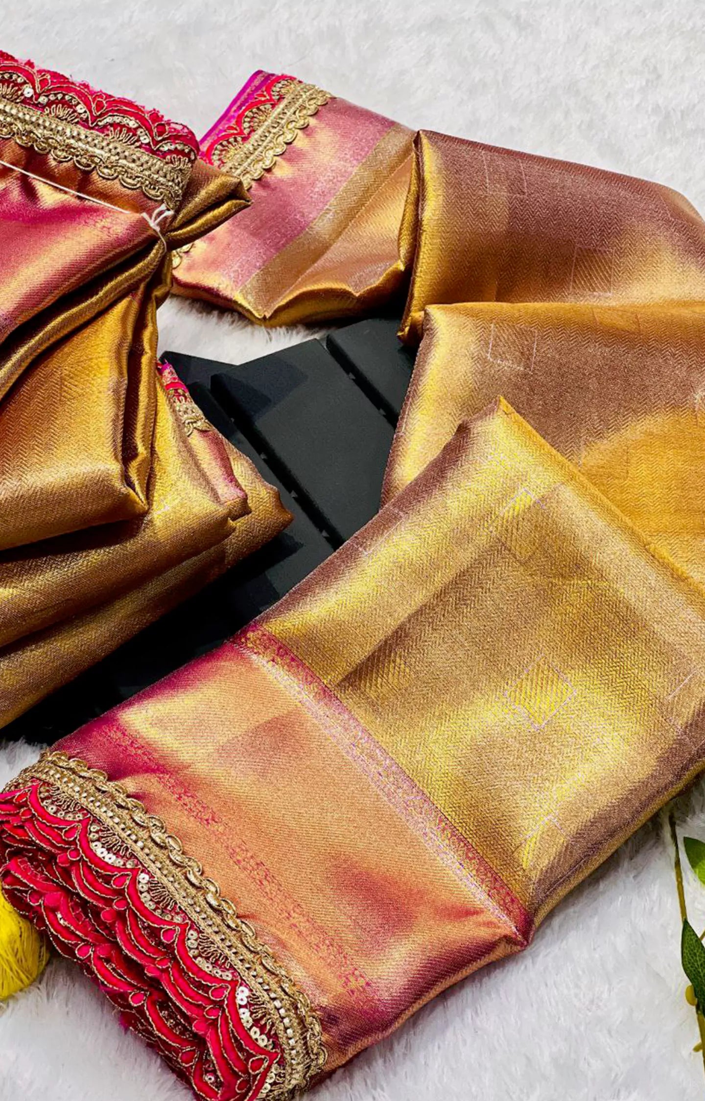 FLOSER SOFT GOLDEN BANARASI HANDLOOM TISSUE SILK SAREE