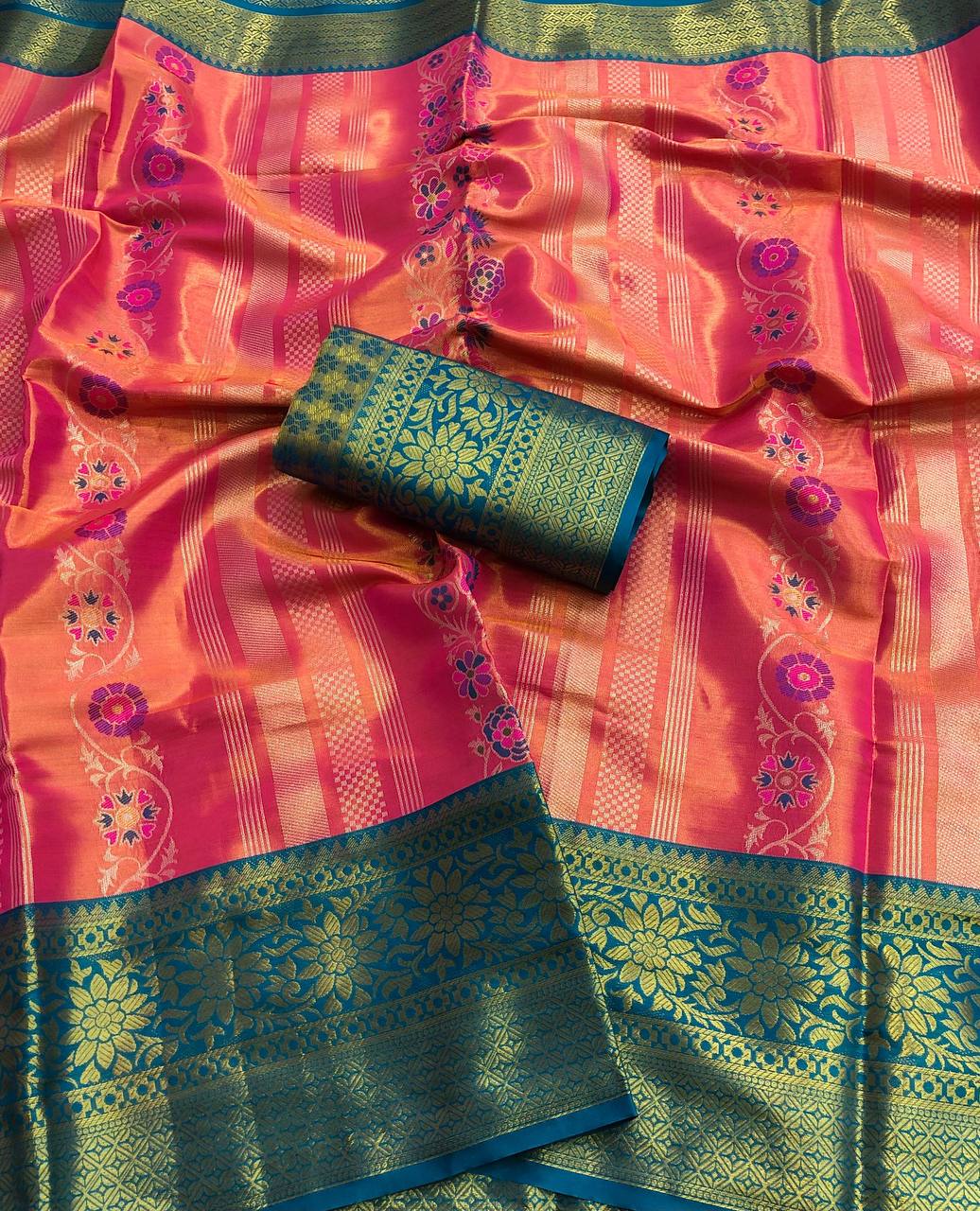 #Color_Pink